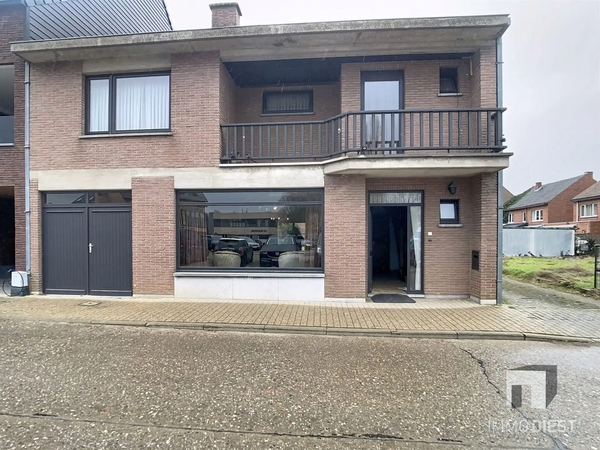 Stevige stadswoning met 4 slaapkamers in centrum Halen  foto 2