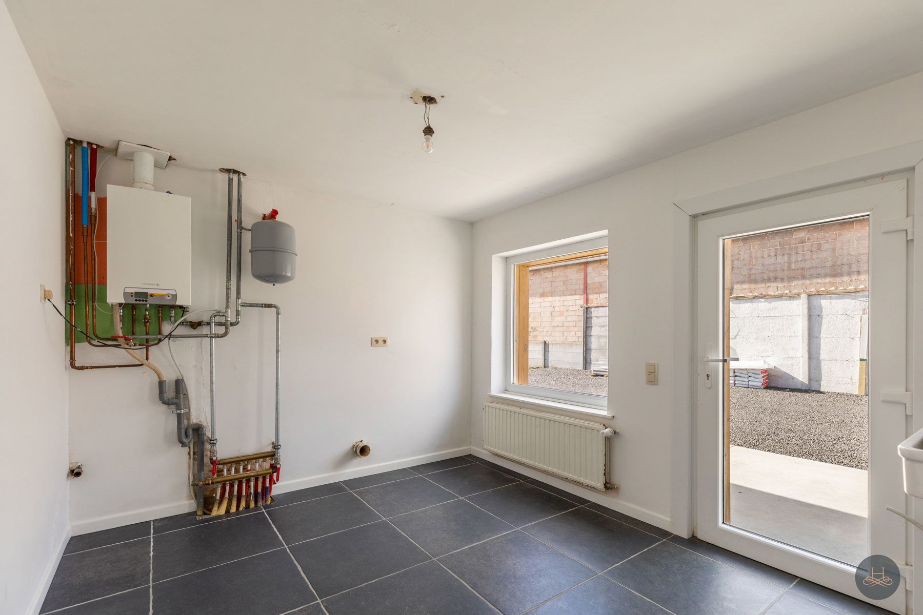 Gerenoveerde woning met 3 slaapkamers foto 12