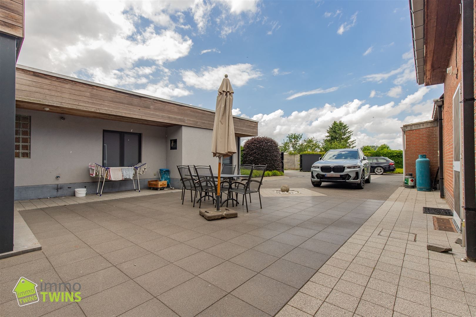 Veelzijdige woning met commerciële ruimte in hartje Zogge foto 21