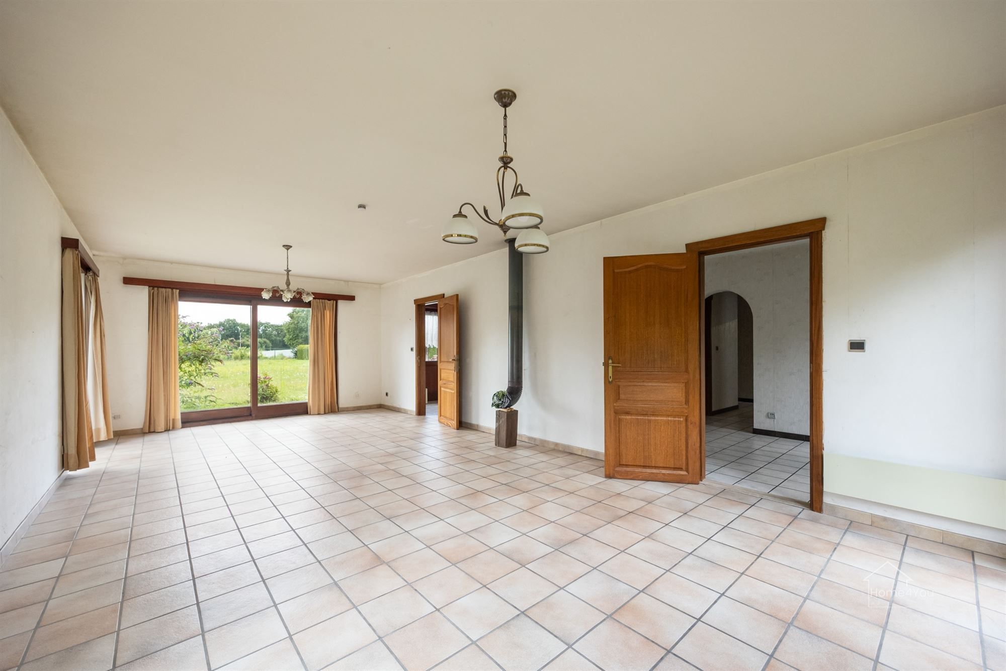 Te renoveren villa op 2002m² op toplocatie in Schilde. foto 3