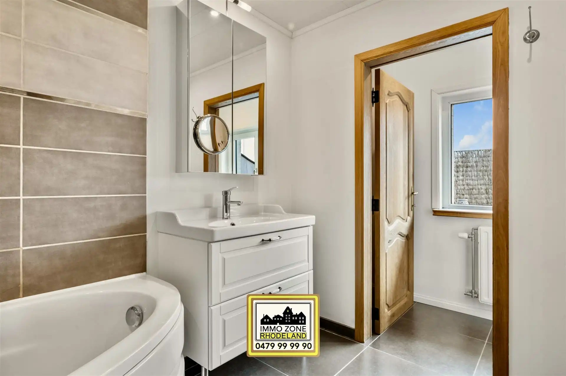 Knappe en uiterst instapklare woning met 3 slpks en tuin foto 12