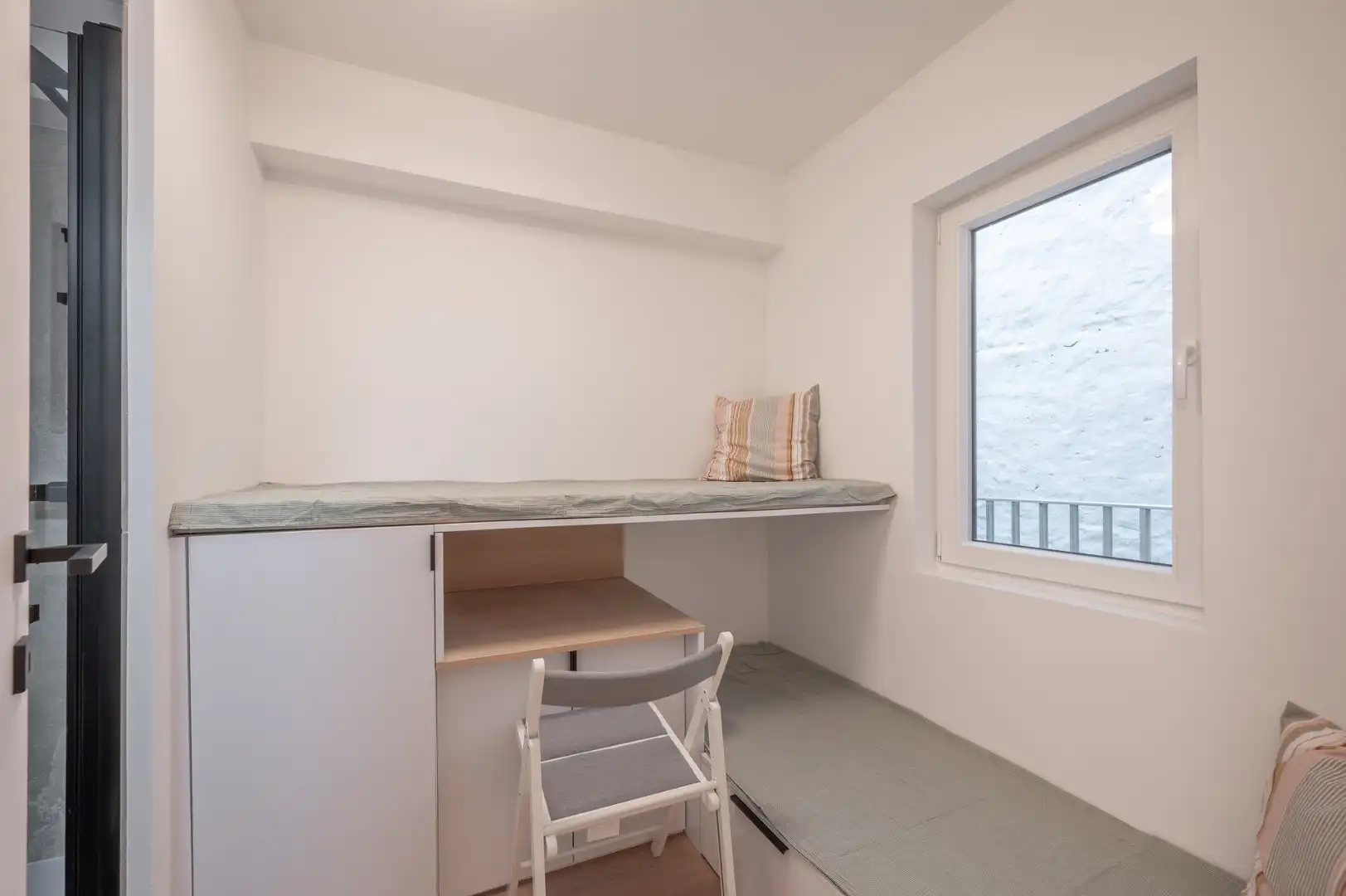 Prachtig afgewerkt appartement met twee slaapkamers en zijdelings zeezicht in Duinbergen.   foto 19