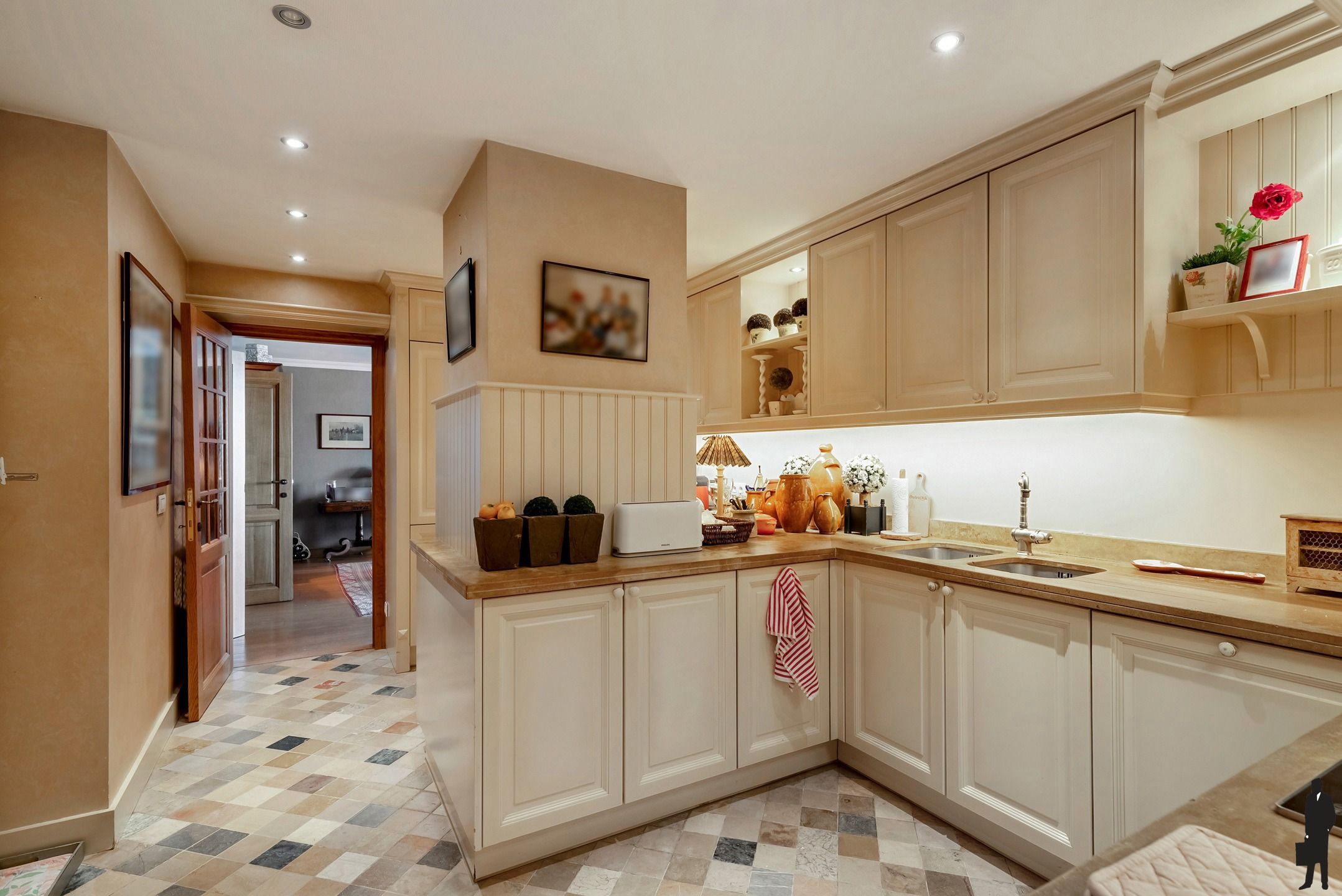 Exclusief appartement van 244m² op de Grote Markt foto 12