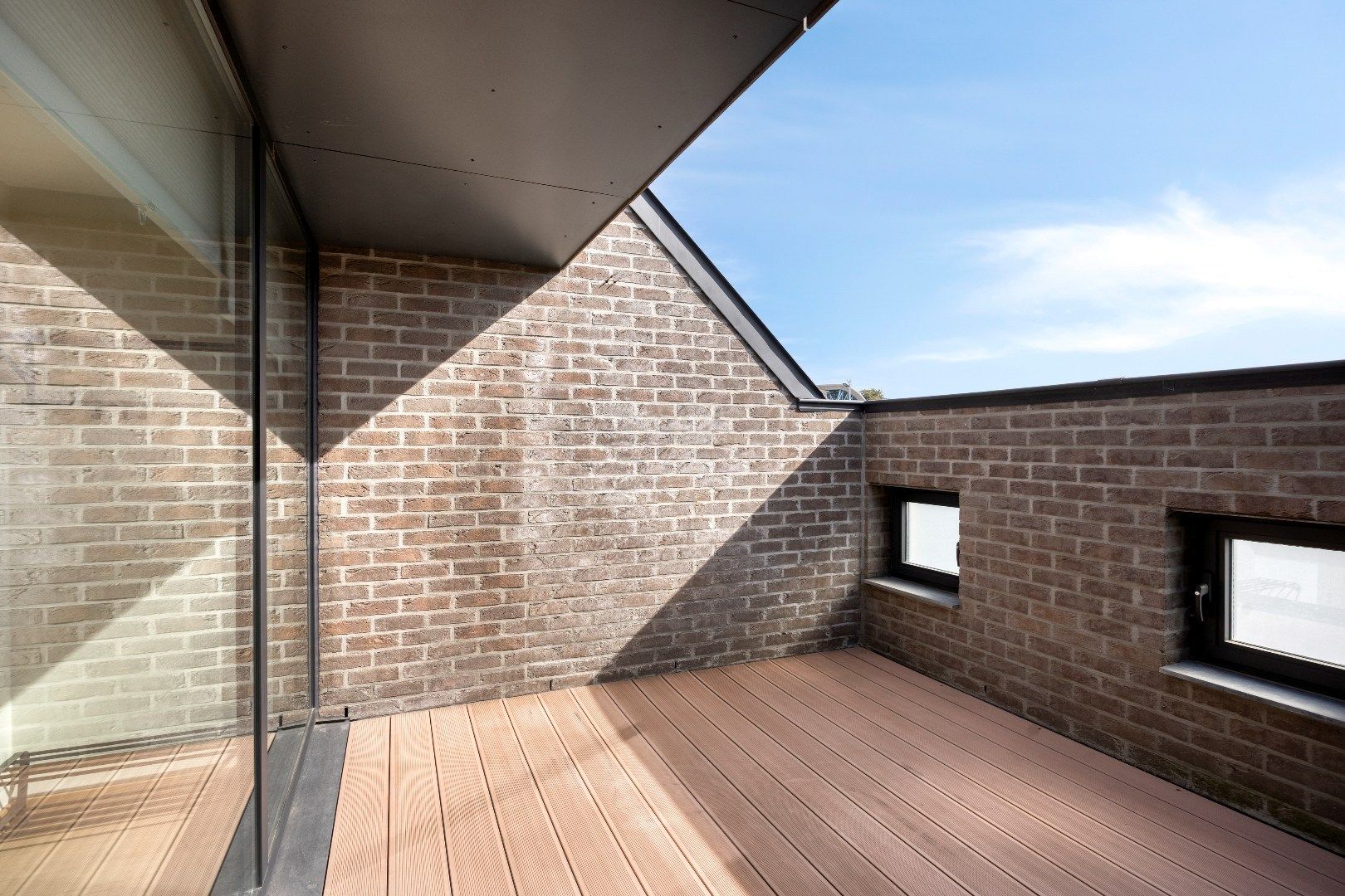 Energiezuinige duplex (140m²) te huur, 3 slpks, terras, autostaanplaats en berging foto 3
