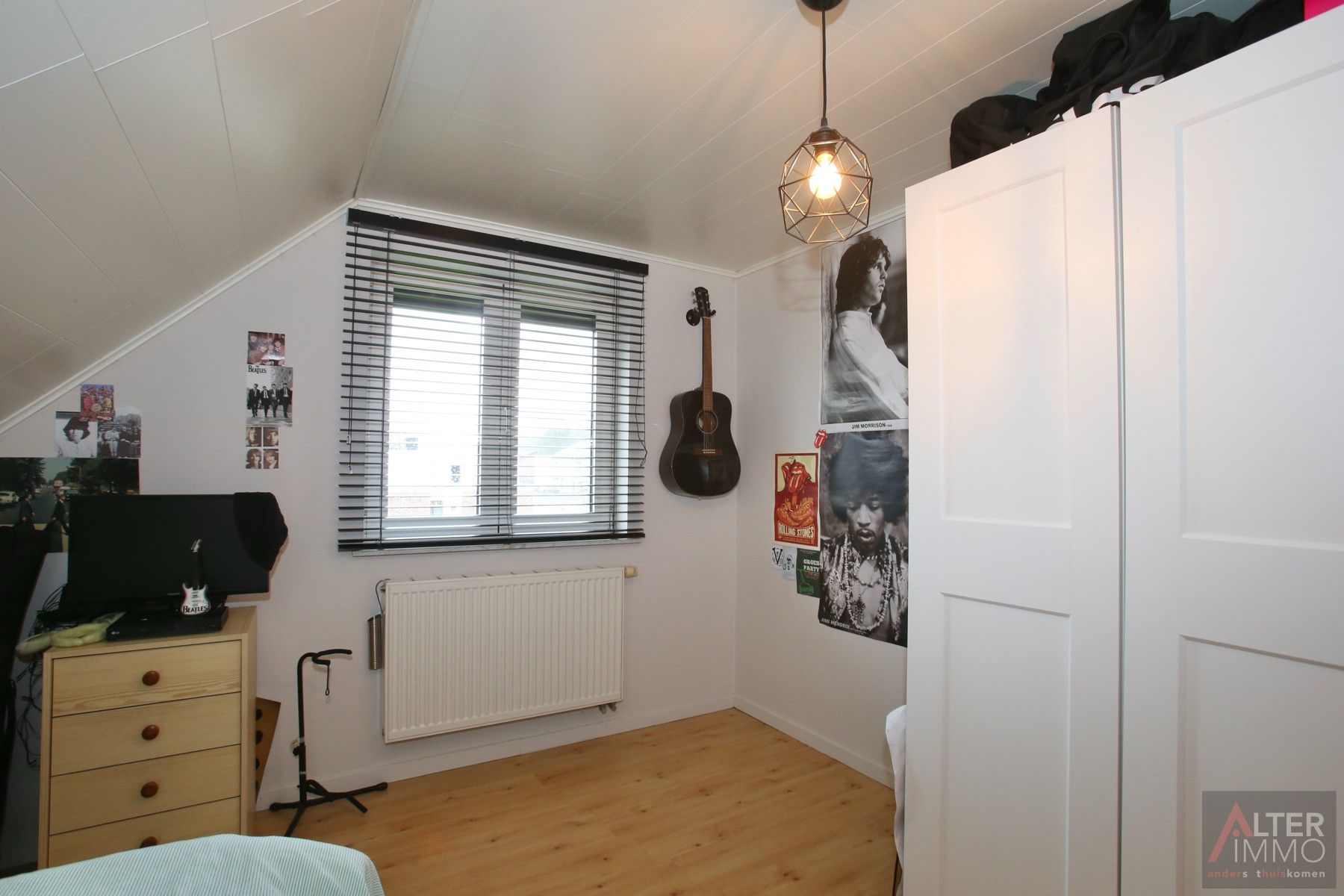 VERKOCHT! Instapklaar, gerenoveerd landhuis (205m2 NBO) met 3 slaapkamers, inpandige garage, zonnepanelen en een uitstekend EPC op een perceel van 8a 16ca - uitstekende ligging vlakbij Zolder centrum. foto 36