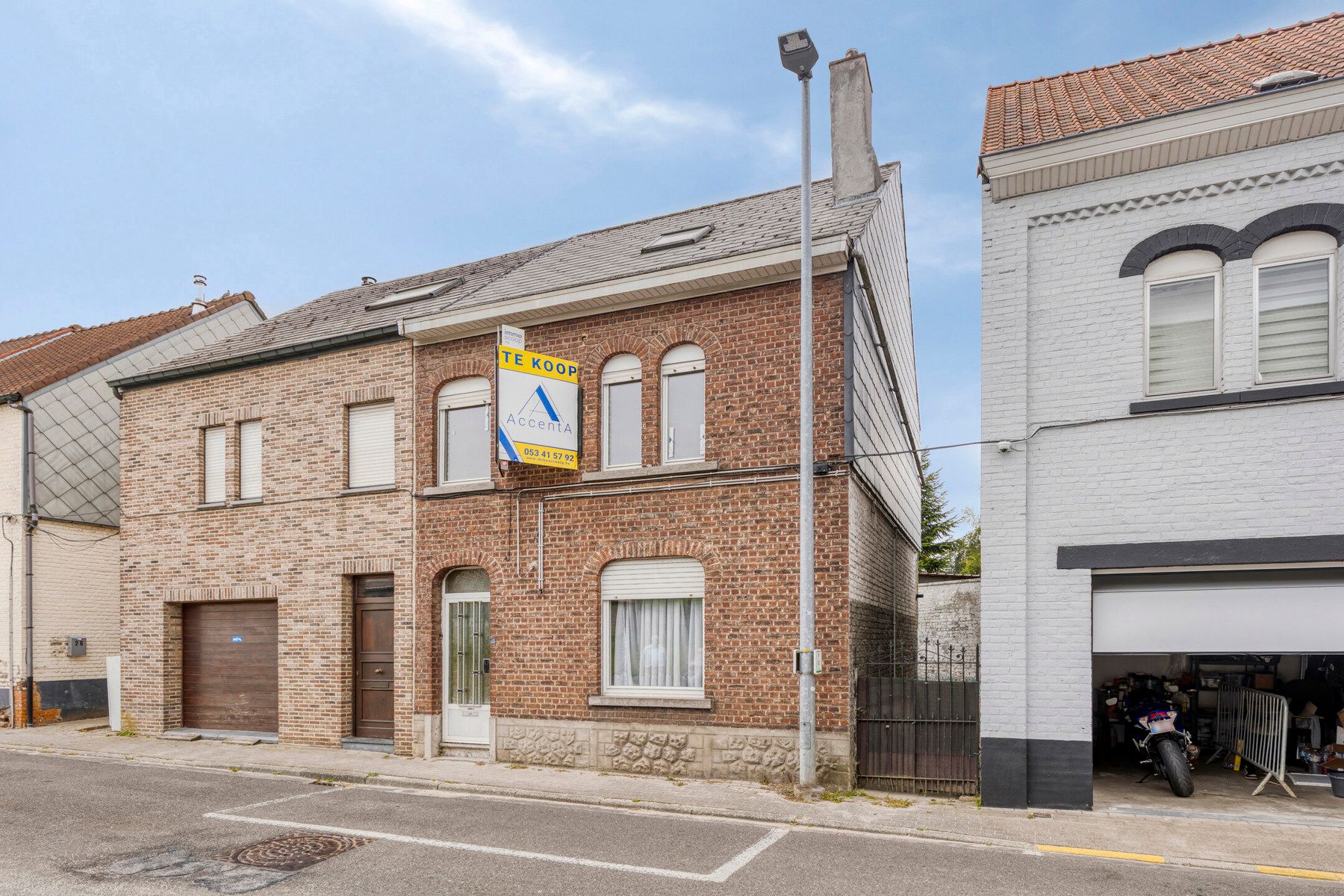 Te renoveren woning met zuidgerichte tuin foto 2