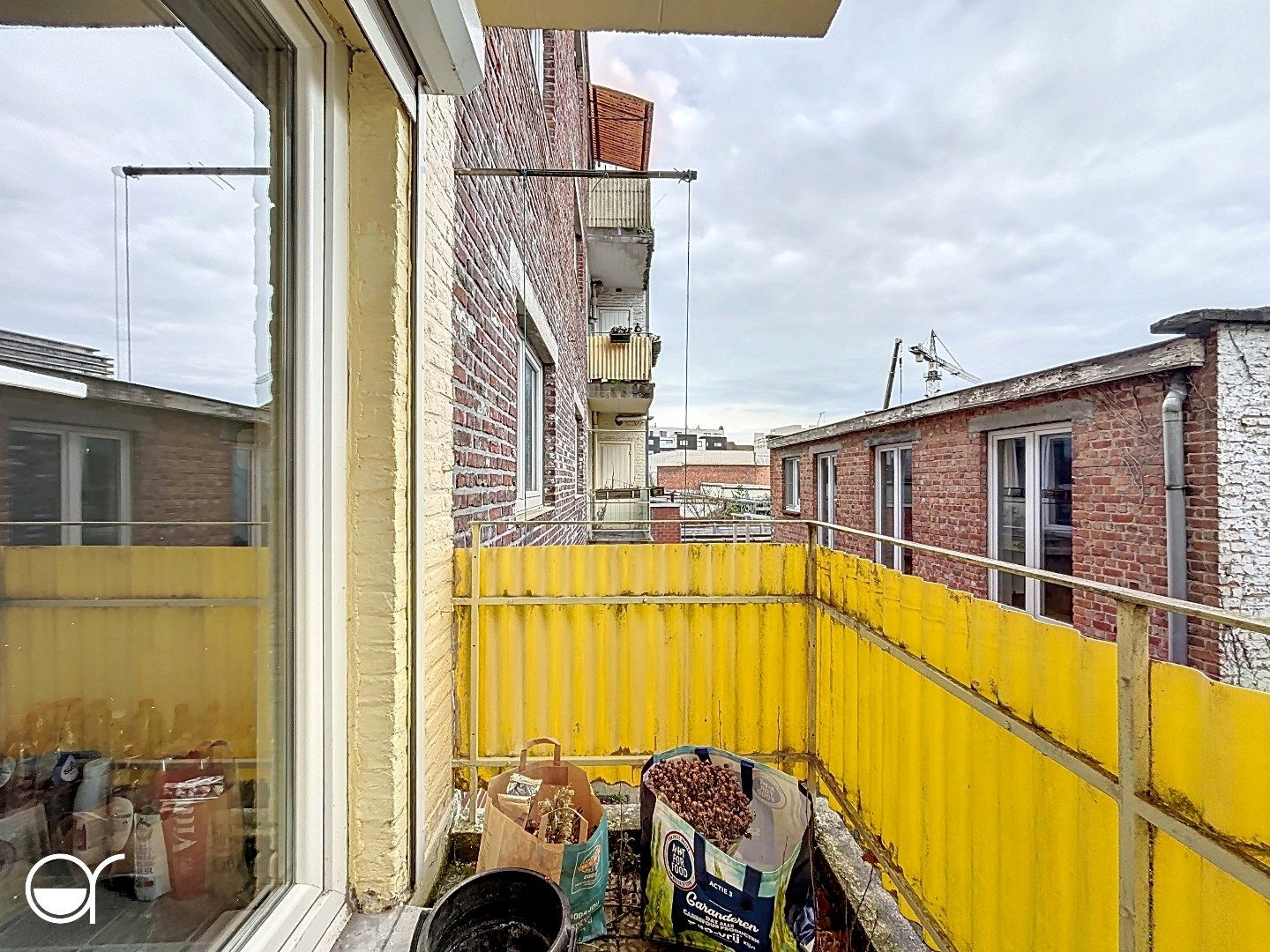 Te renoveren appartement met garage en goed EPC aan de rand van centrum Gent foto 7