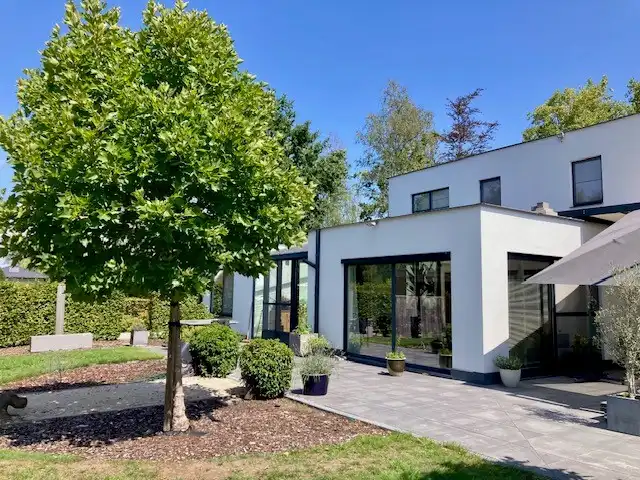 Moderne villa 247m² met bijgebouw-garage en zwembad op 58 are foto 25