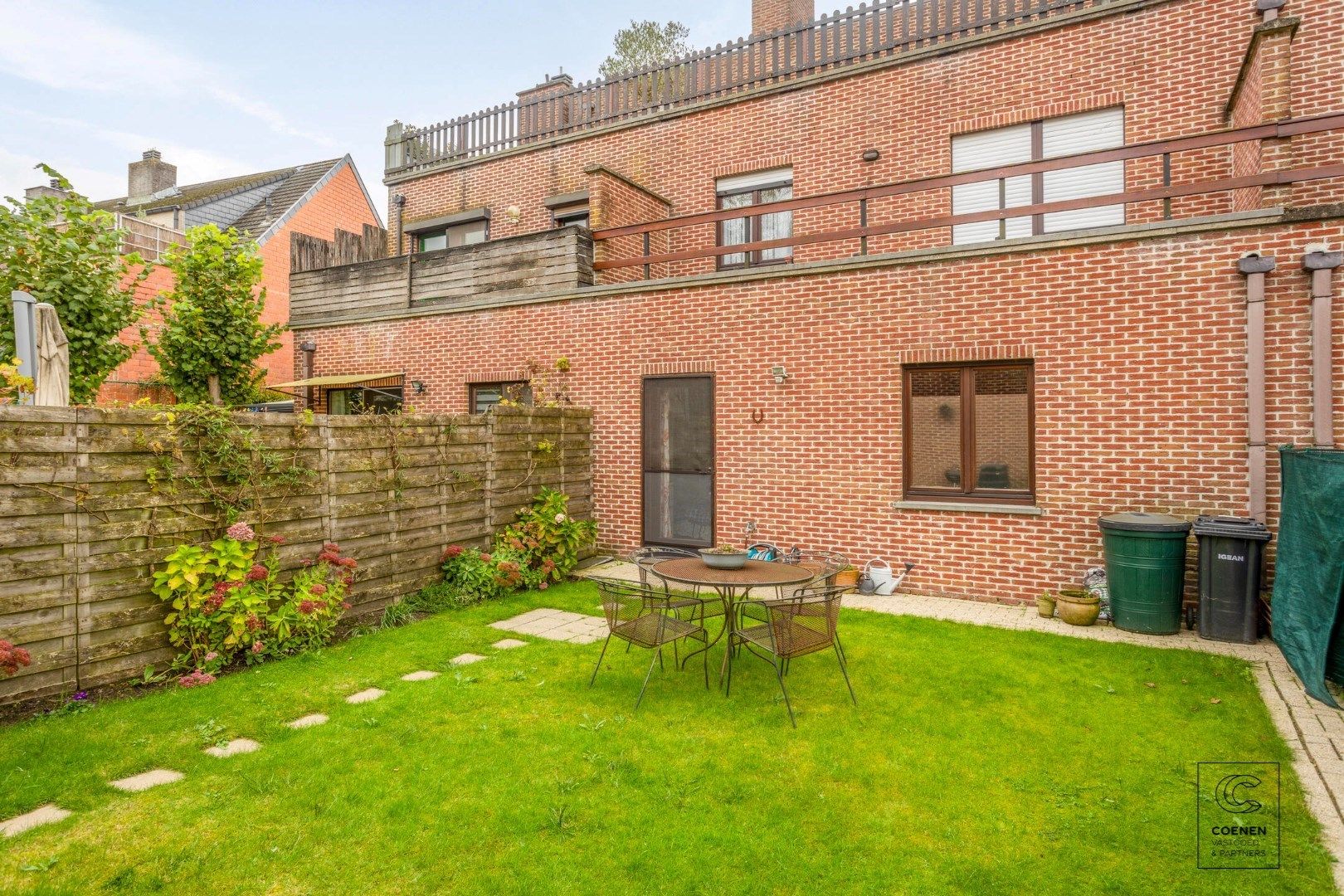 Praktisch appartement van 96m² met 2 slpk's, tuin INCLUSIEF garagebox op centrale locatie te Brecht! foto 15