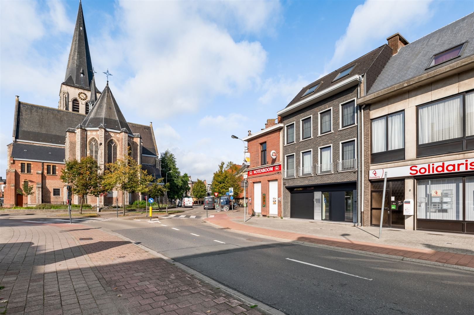 Energiezuinige praktijkwoning in Ekerse dorpskern. foto 1