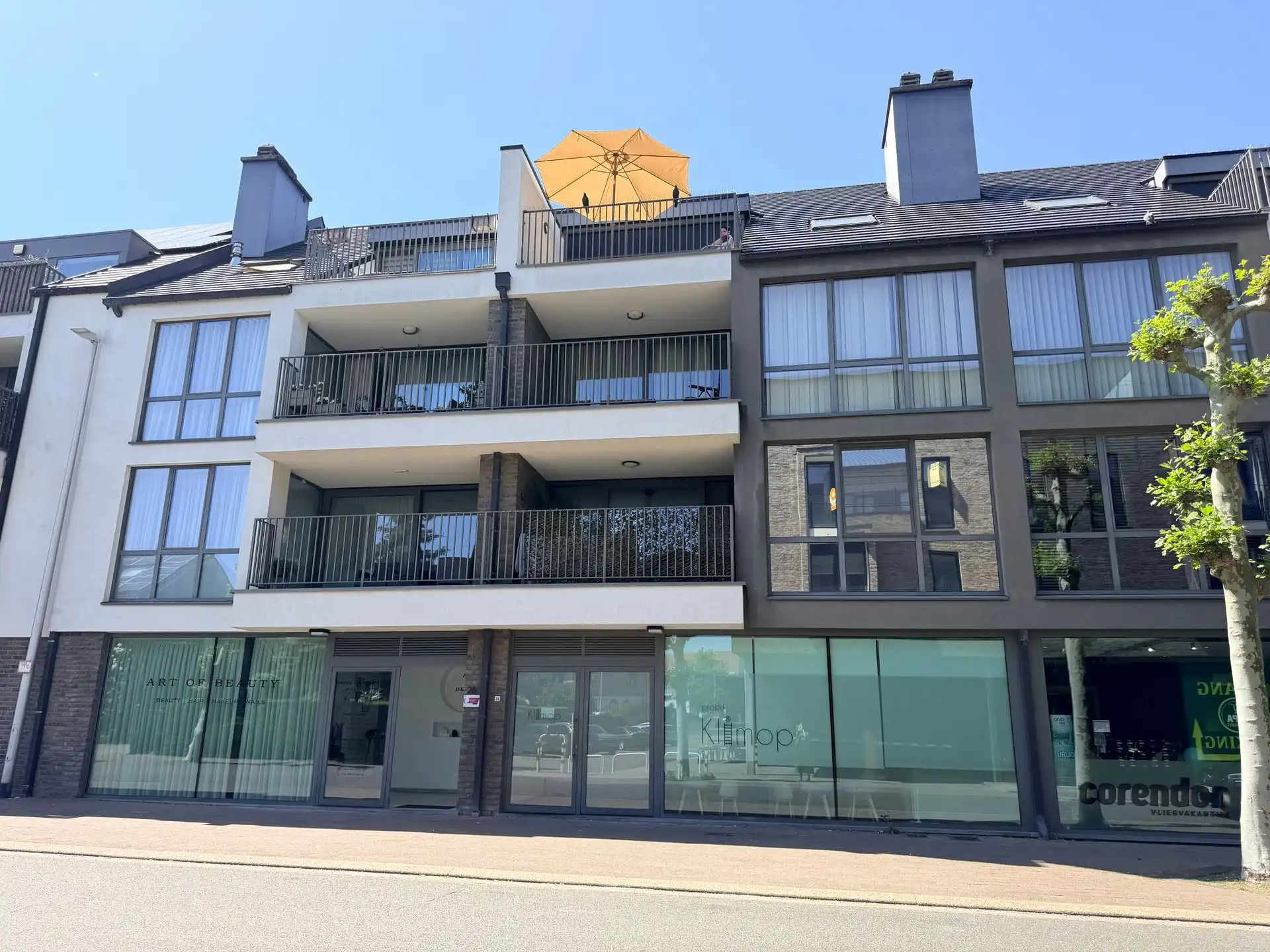 Appartement foto {{pictureIndex}}