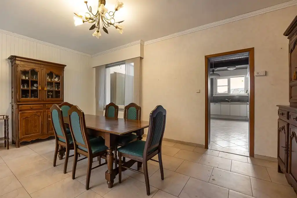 Woning met magazijn tegenover Fort 7 foto 5