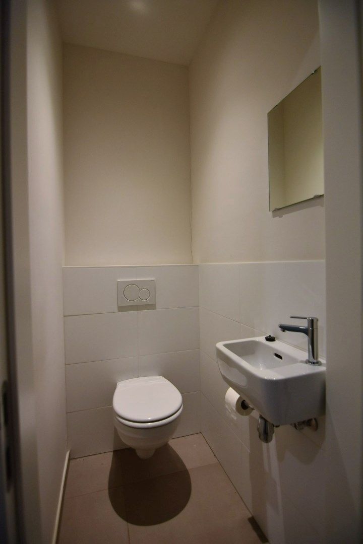 Modern gelijkvloers appartement tegenover park Pastoorsbos Beveren foto 17