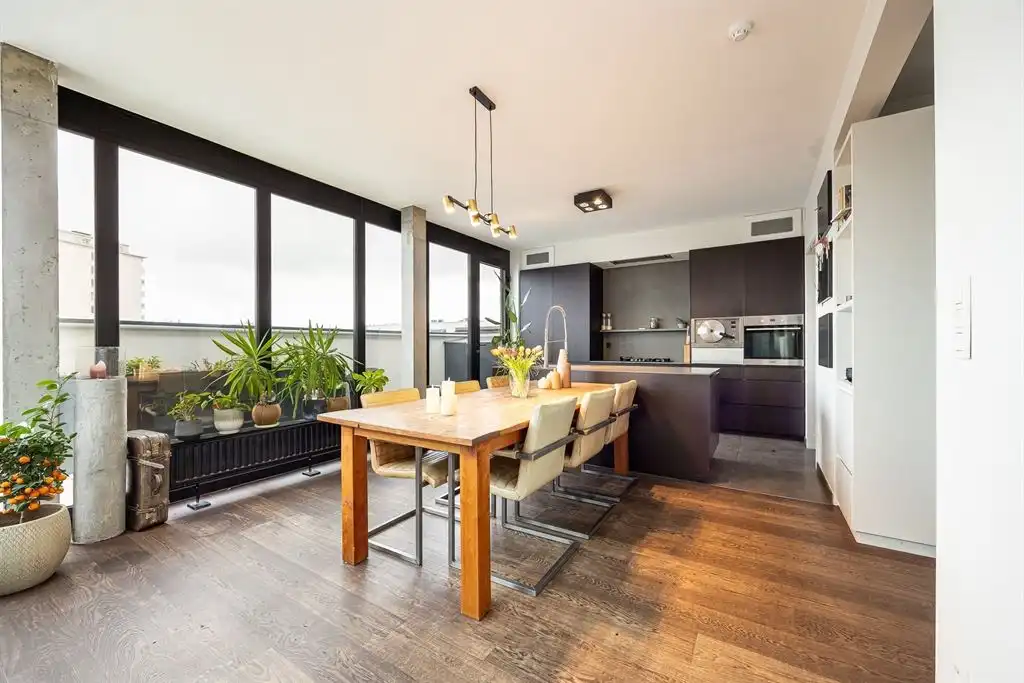 Luxe afgewerkt appartement in hartje Borgerhout foto {{pictureIndex}}
