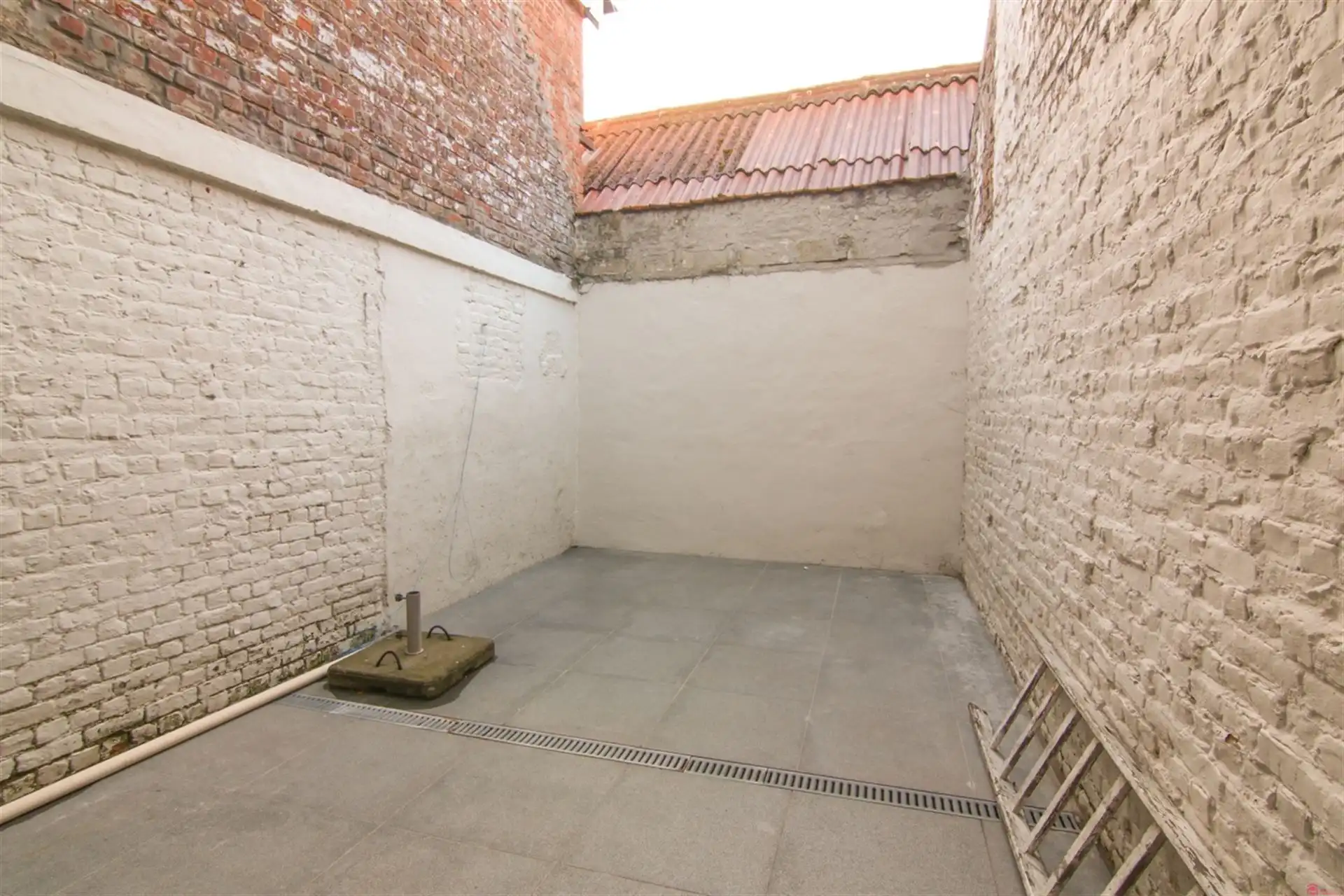 Leuke woning met groot terras foto 14