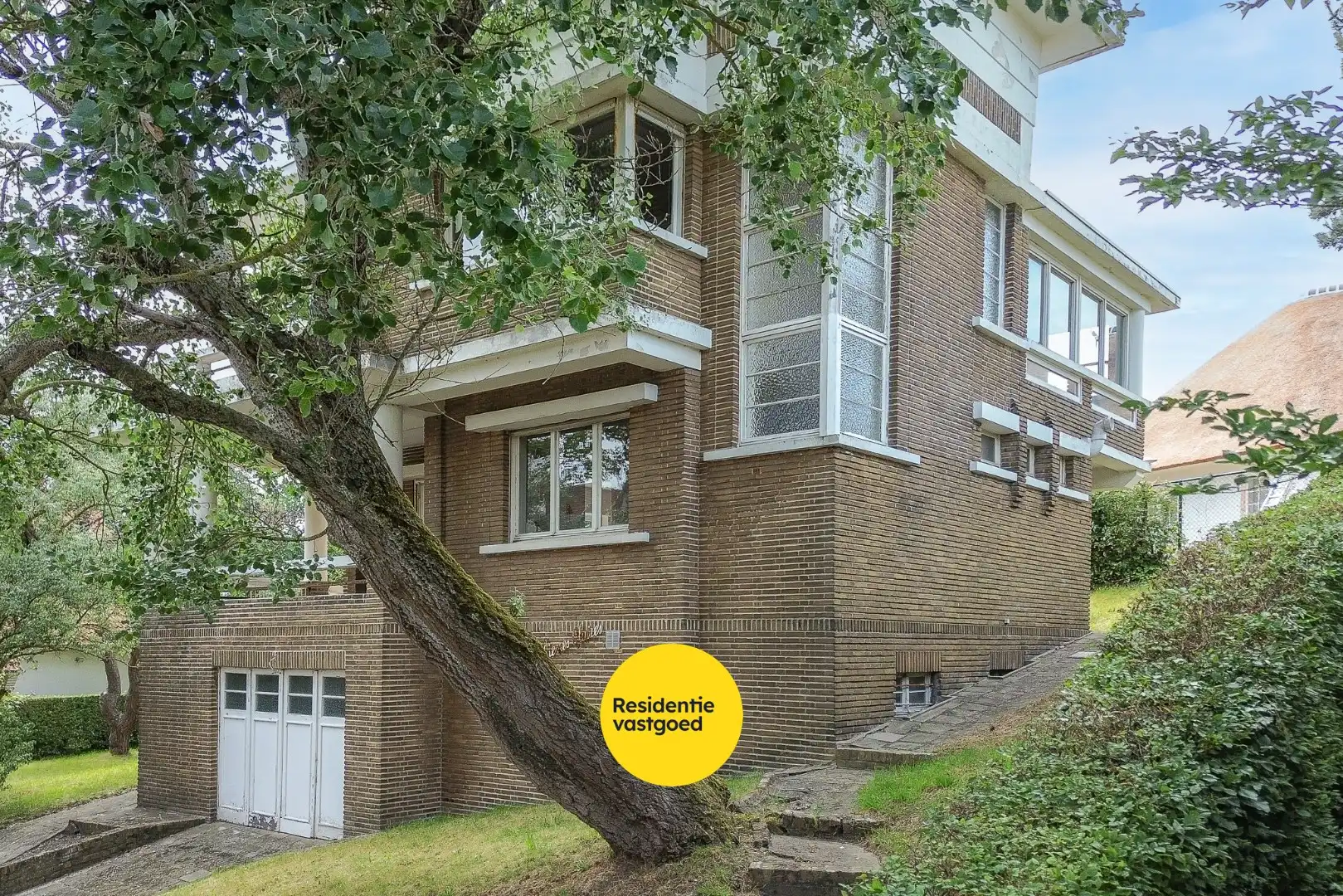 Karaktervolle kustvilla op toplocatie nabij strand en centrum van De Haan foto 2