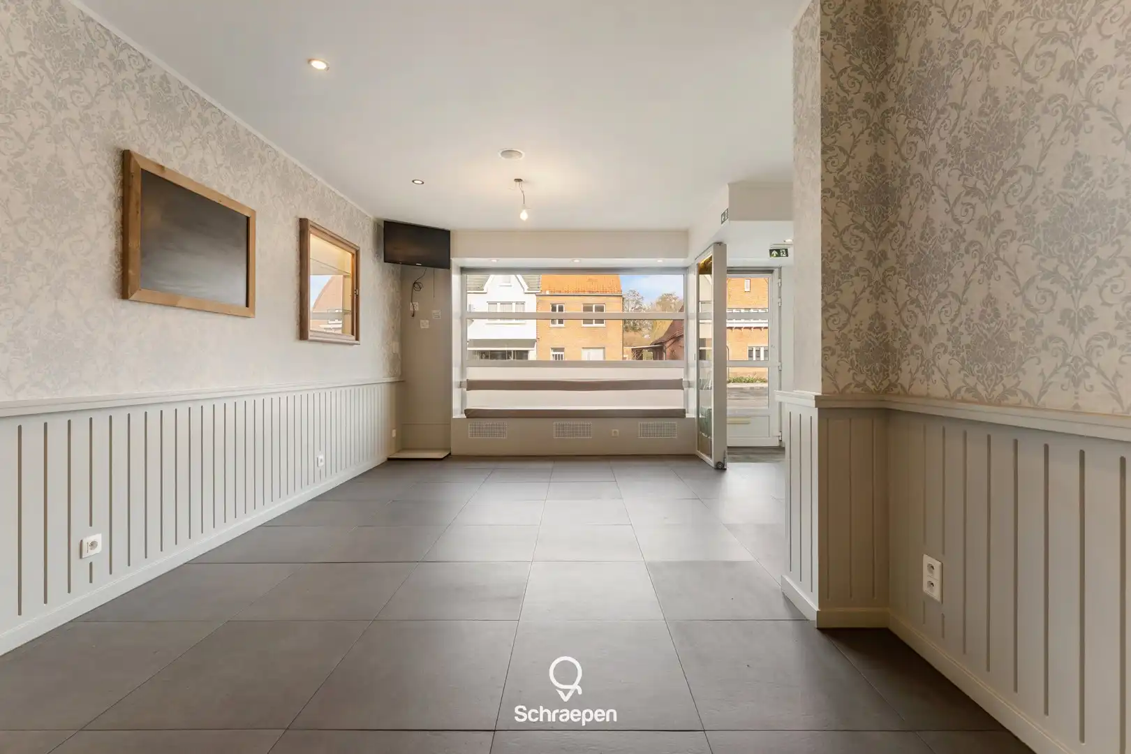 Karaktervolle woonst met handelsruimte op absolute toplocatie in Zonhoven-centrum! foto 5