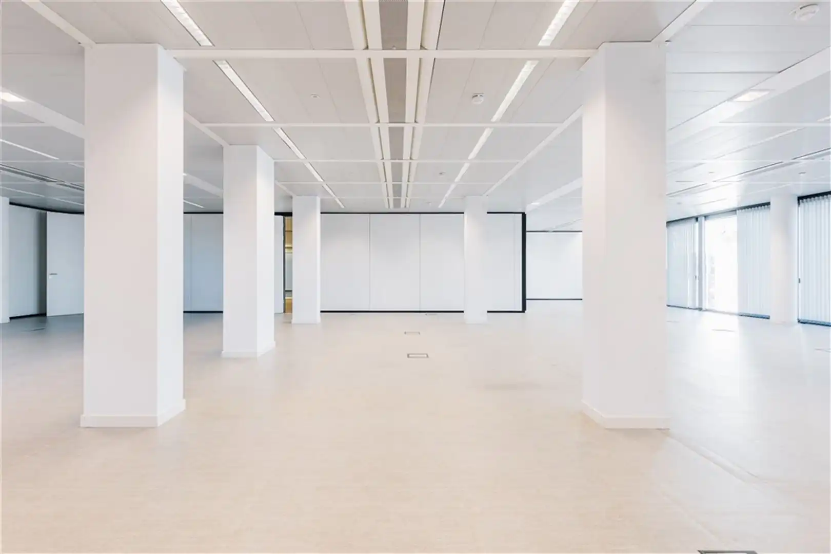 SOUTH CRYSTAL: kantoren te huur vanaf 633 m² foto 9