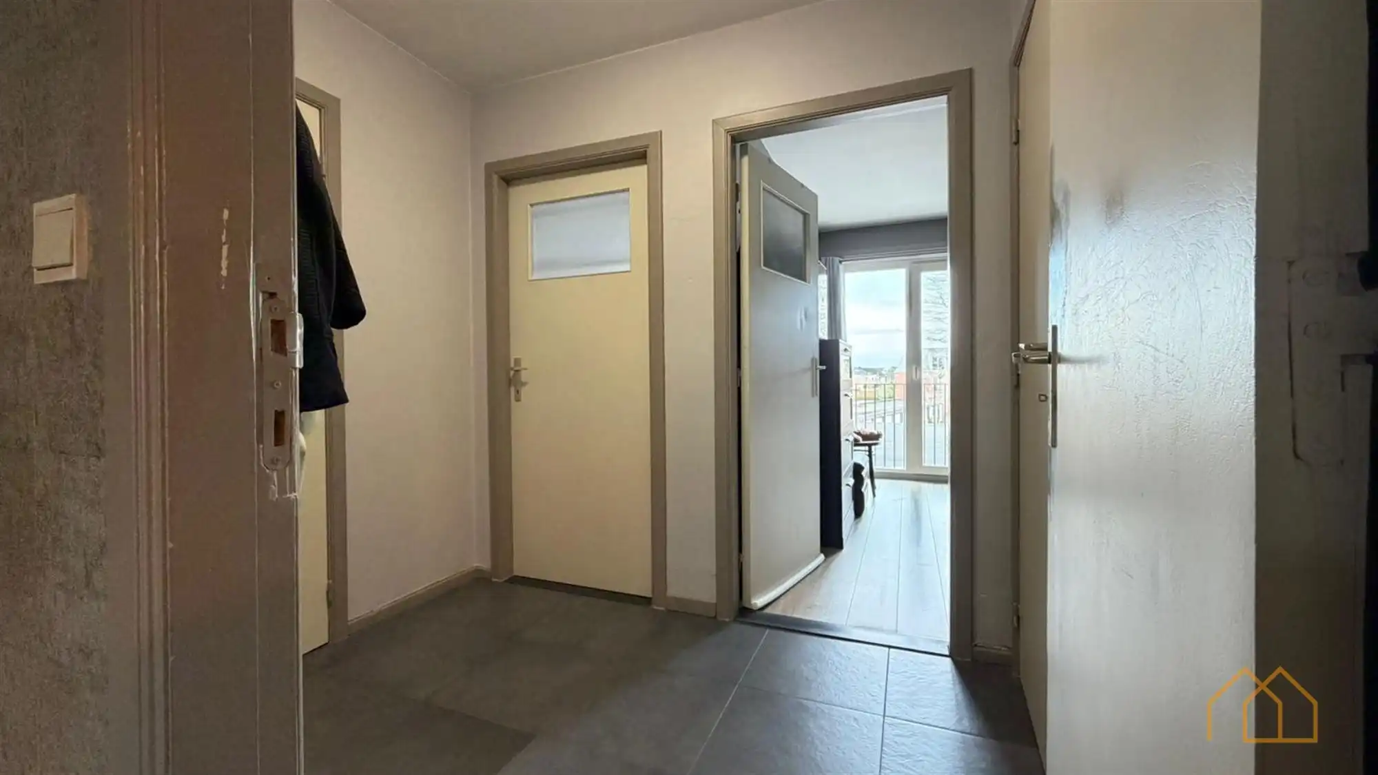 Appartement met 2slk, grote living, en eigen garage  foto 11