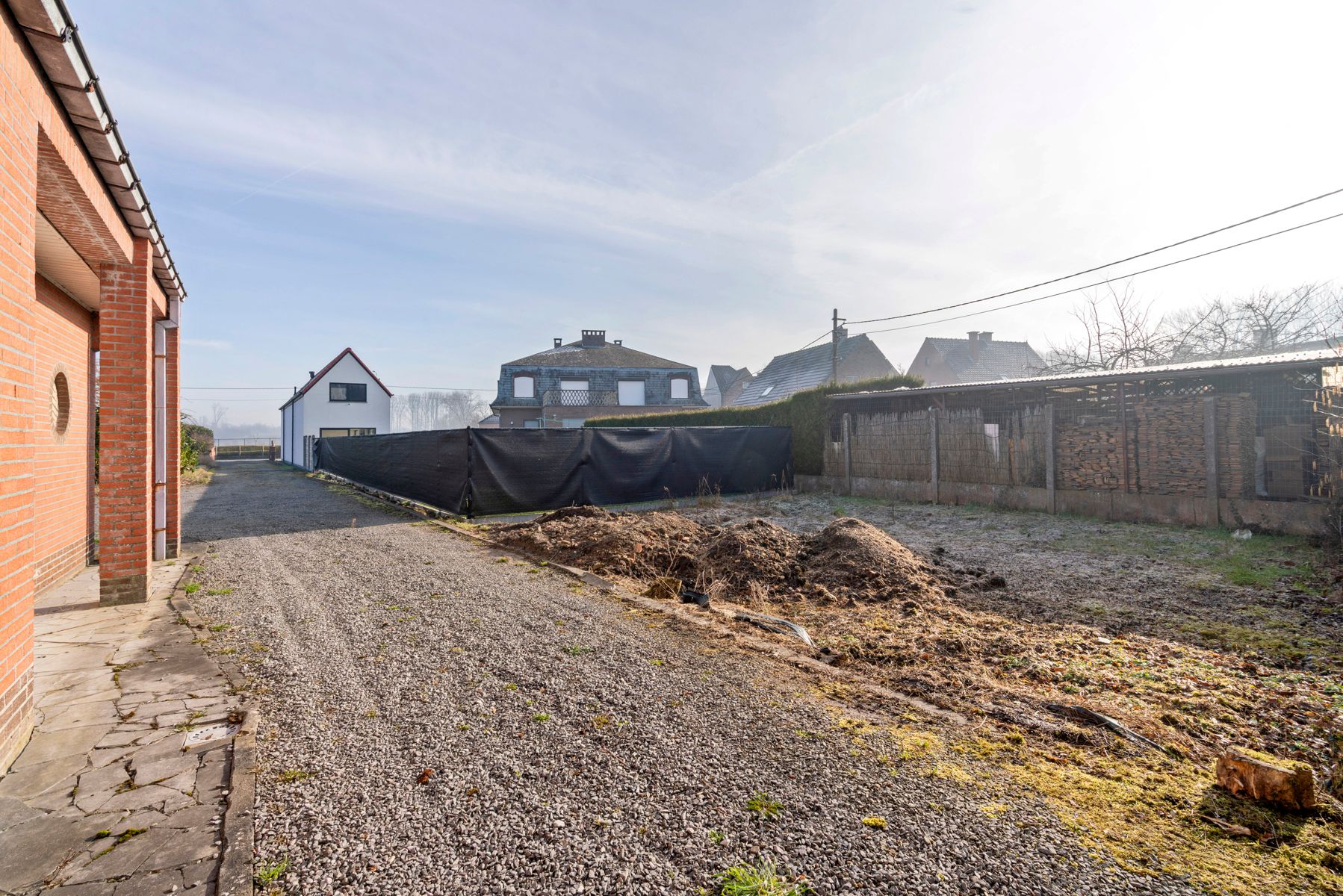 Ruime woning met een perceeloppervlakte van 2.142 m²! foto 19