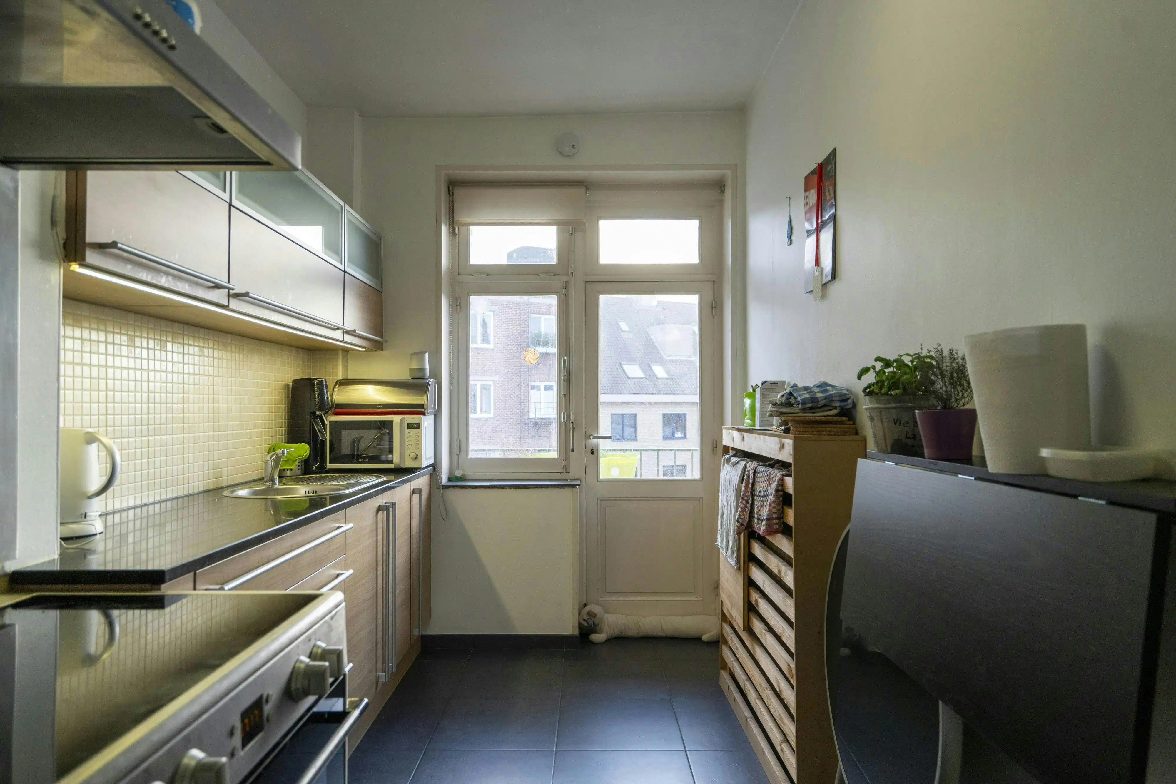 Ruim appartement met 2 slaapkamers in hartje Kortrijk foto 12