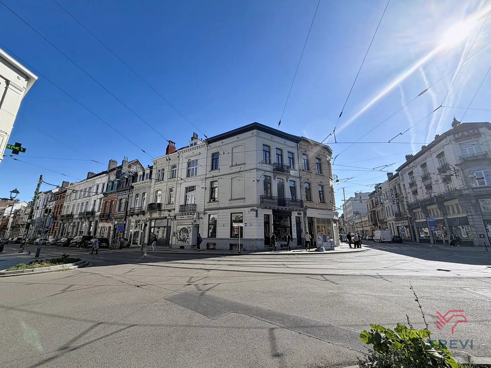 Ongemeubileerde studio, ideaal gelegen foto 5