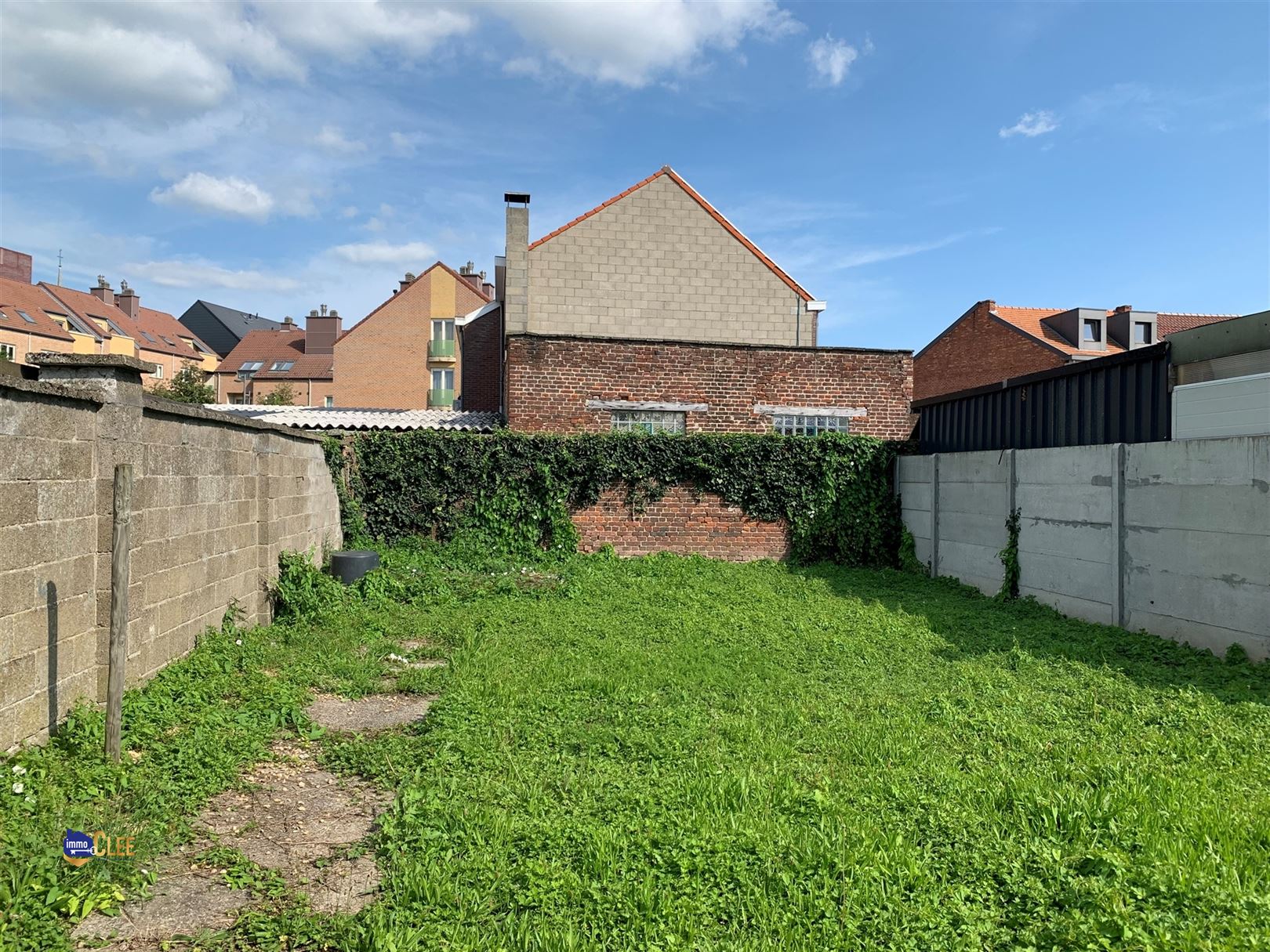 Te renoveren woning met stadstuin op toplocatie in Sint-Truiden foto 19