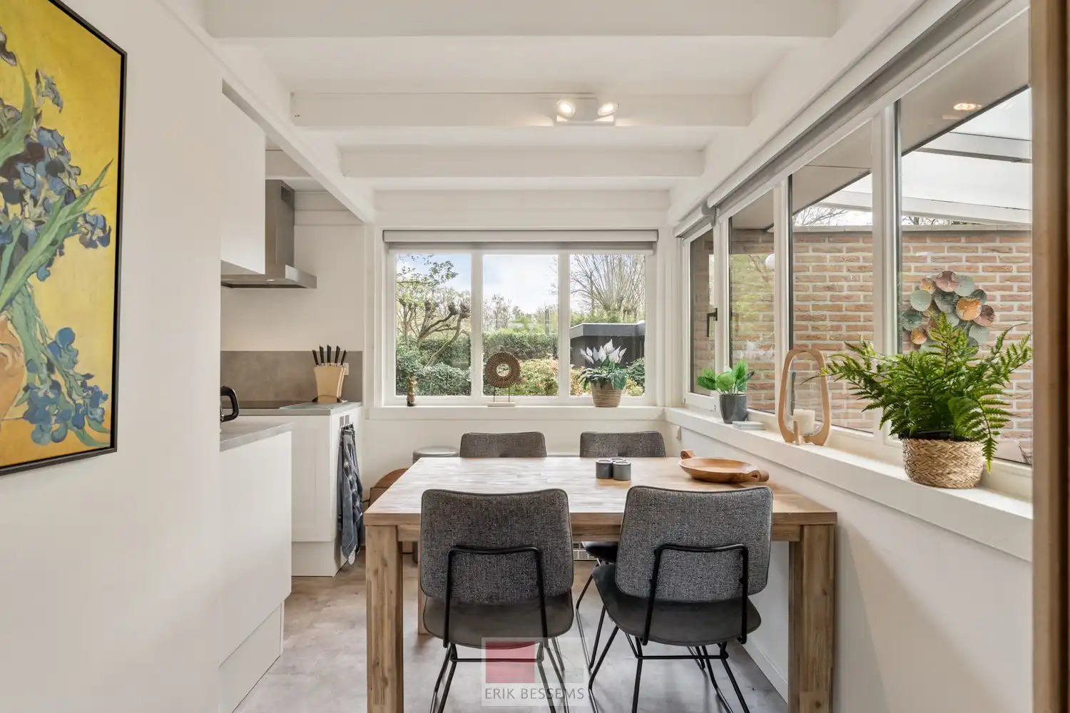 Prachtige, gelijkvloerse vakantiewoning op een toplocatie, vlak bij de grote vijver van de Sonnevijver. foto 6