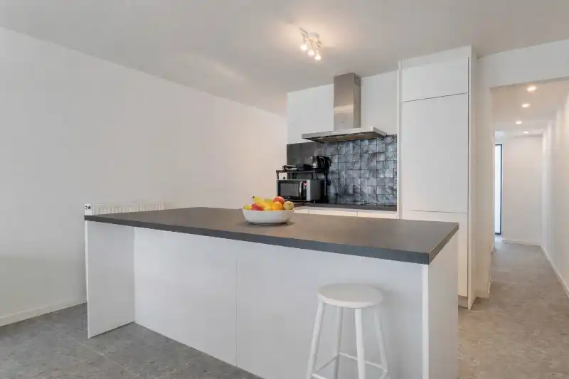 Instapklare woning met karakter in Wondelgem foto 4