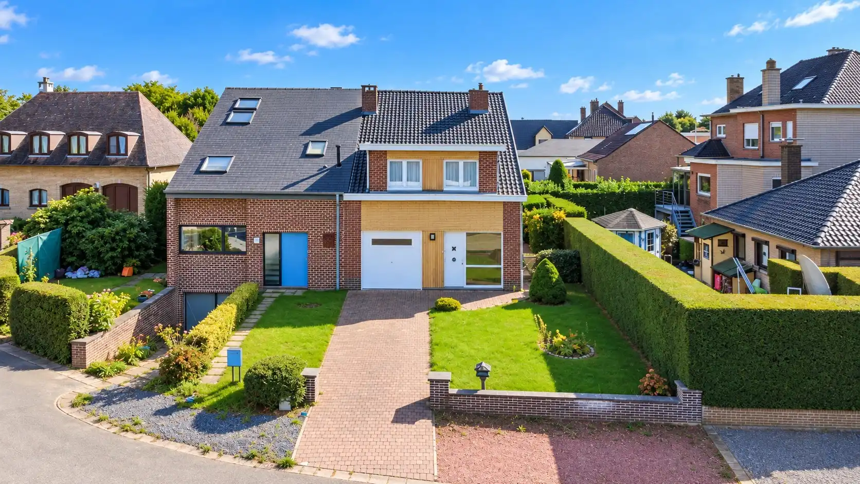 RUSTIG GELEGEN WONING MET 4 SLP, GARAGE & ZUID-TUIN ! foto 2