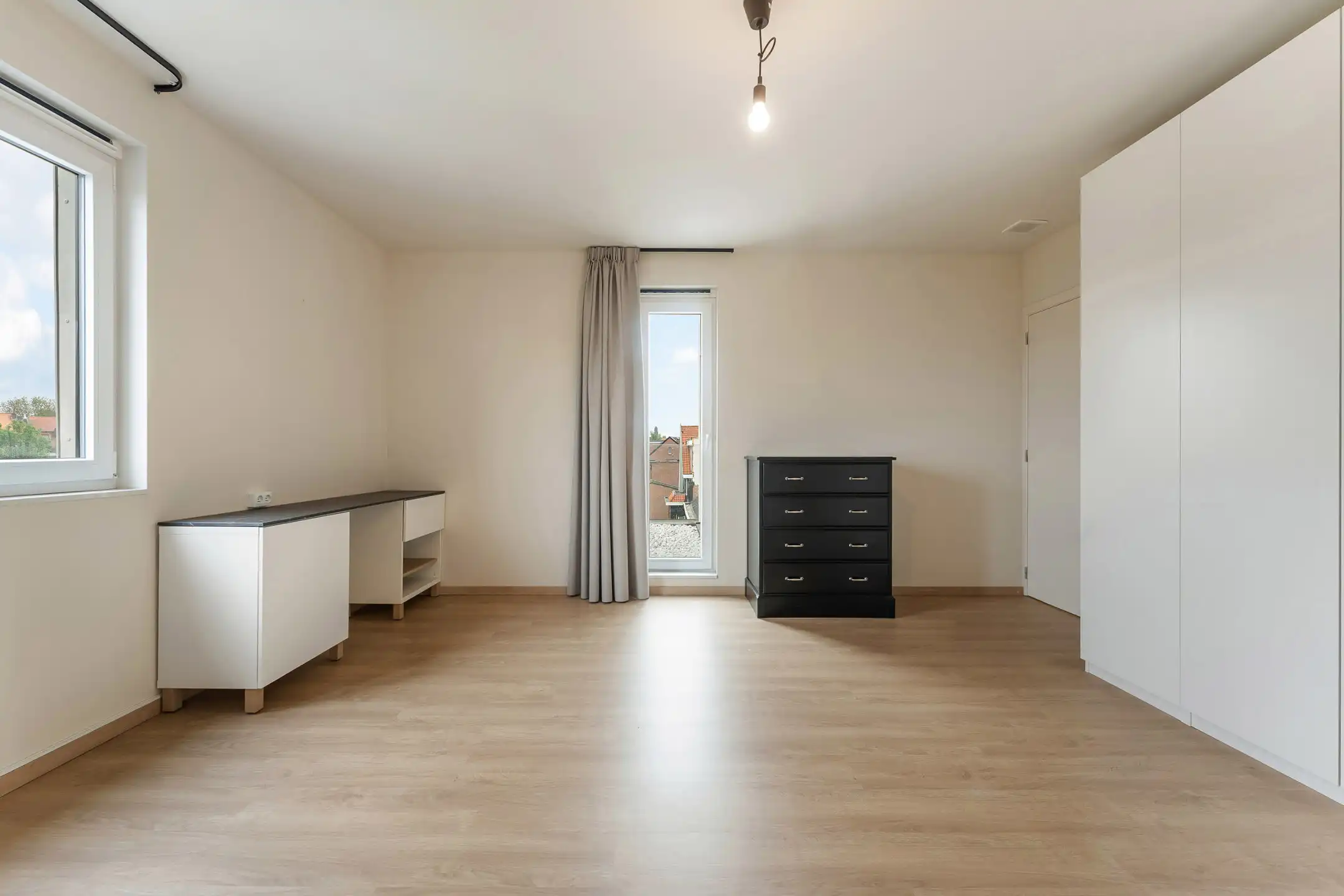 Recent duplex appartement met 2 parkings te Zichen foto 14