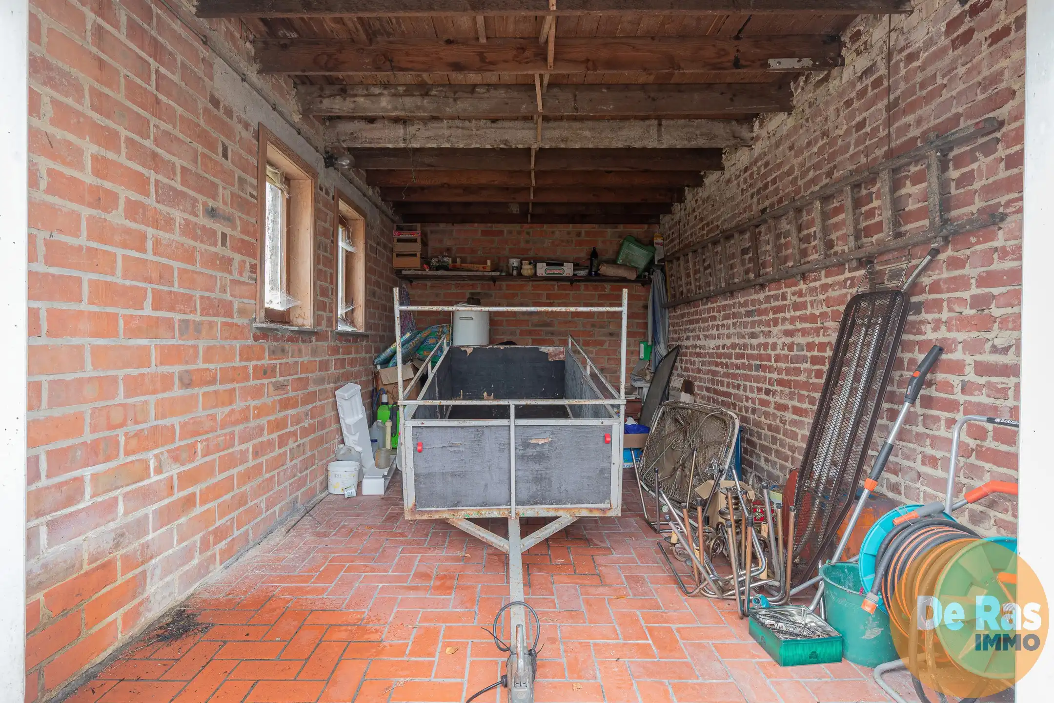 OOSTERZELE - Te renoveren woning met 4 kamers op toplocatie foto 20