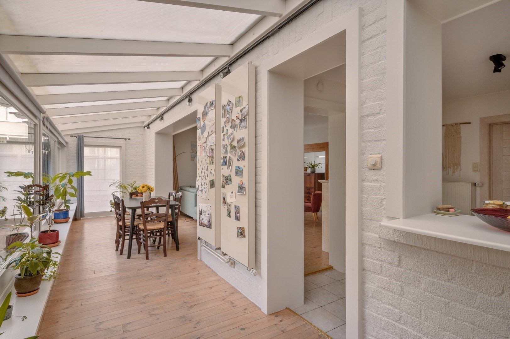 Grote woning met garage, uitweg en mogelijks 5 kamers foto 12