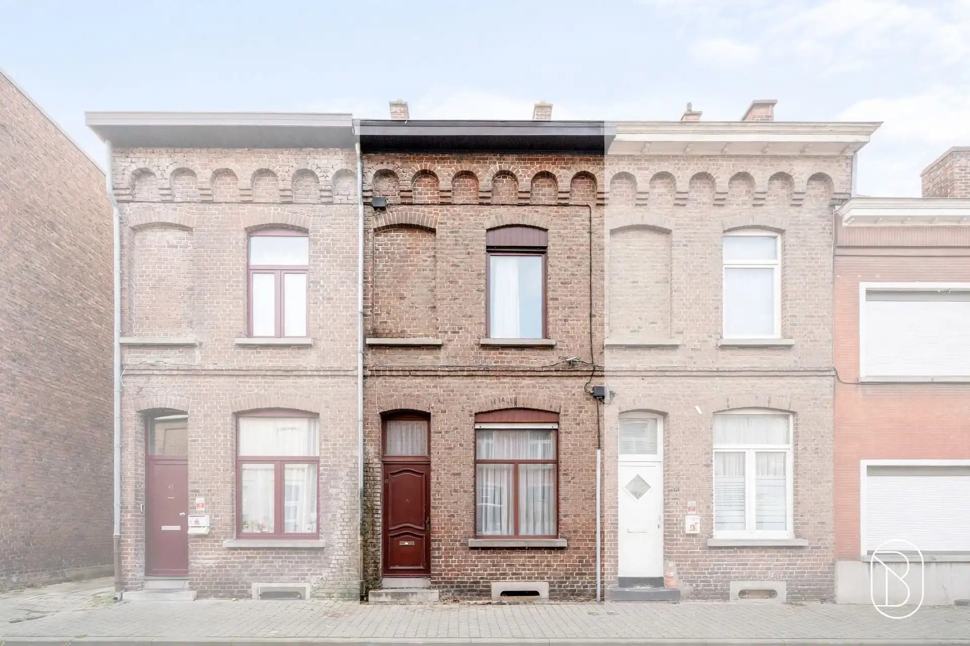 Te renoveren woning in het centrum van Ronse! foto 2