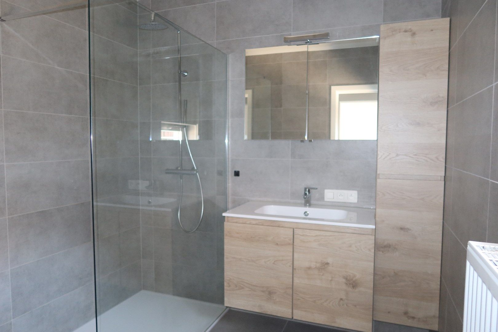 Gezellige en instapklare woning met 2 slk en grote tuin foto 7