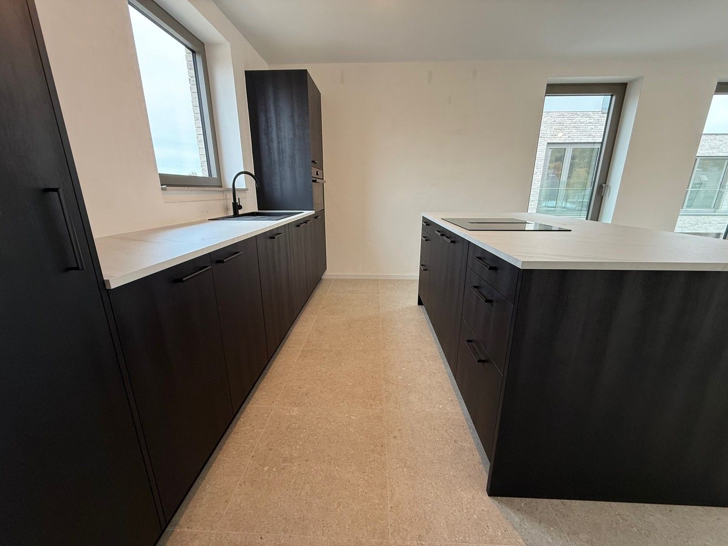 Laatste 3-slaapkamer appartement met zeer ruim leefterras foto 13