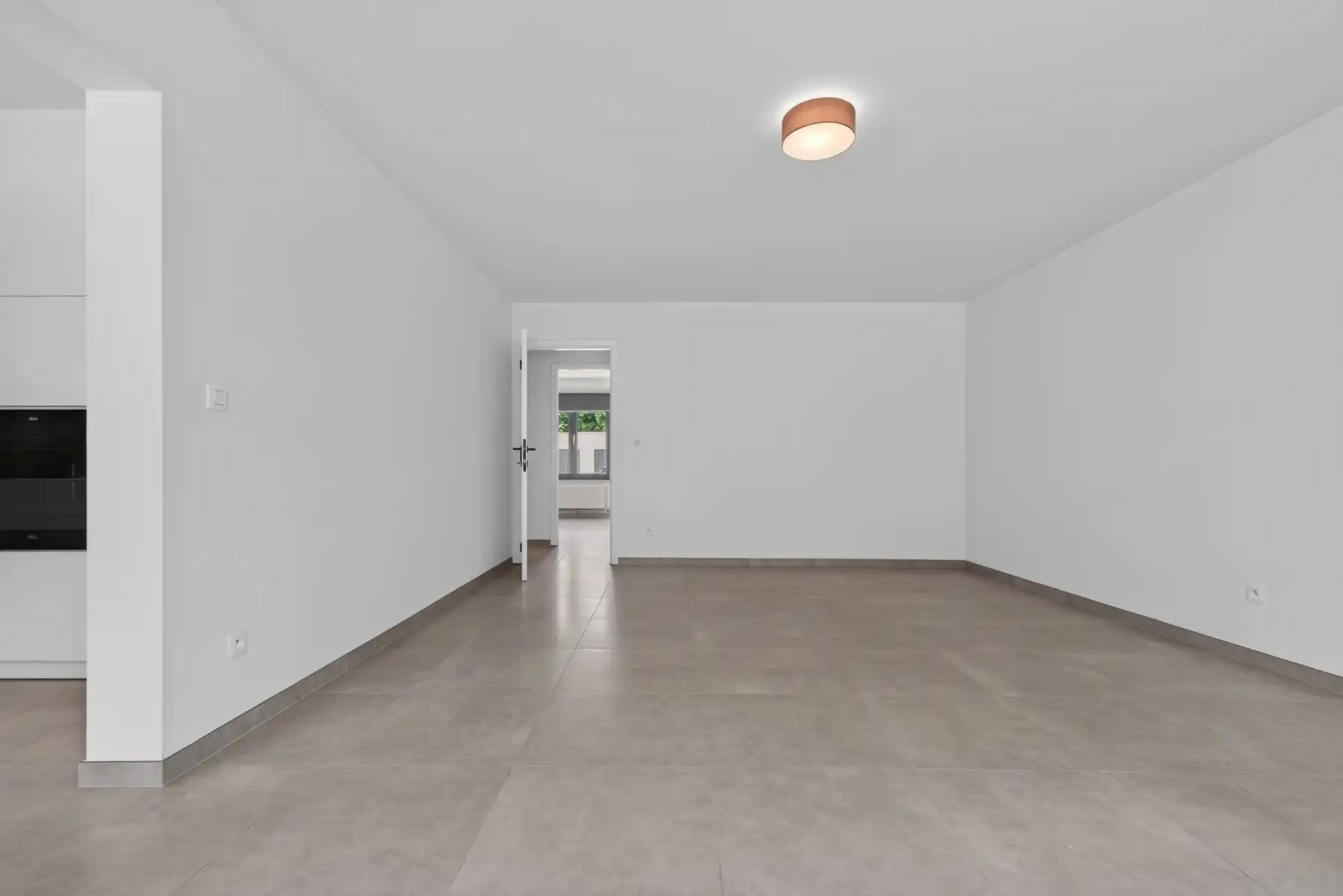 APP. GLV - 2 SLK - GARAGEBOX - CENTRUM - RUSTIG foto 7