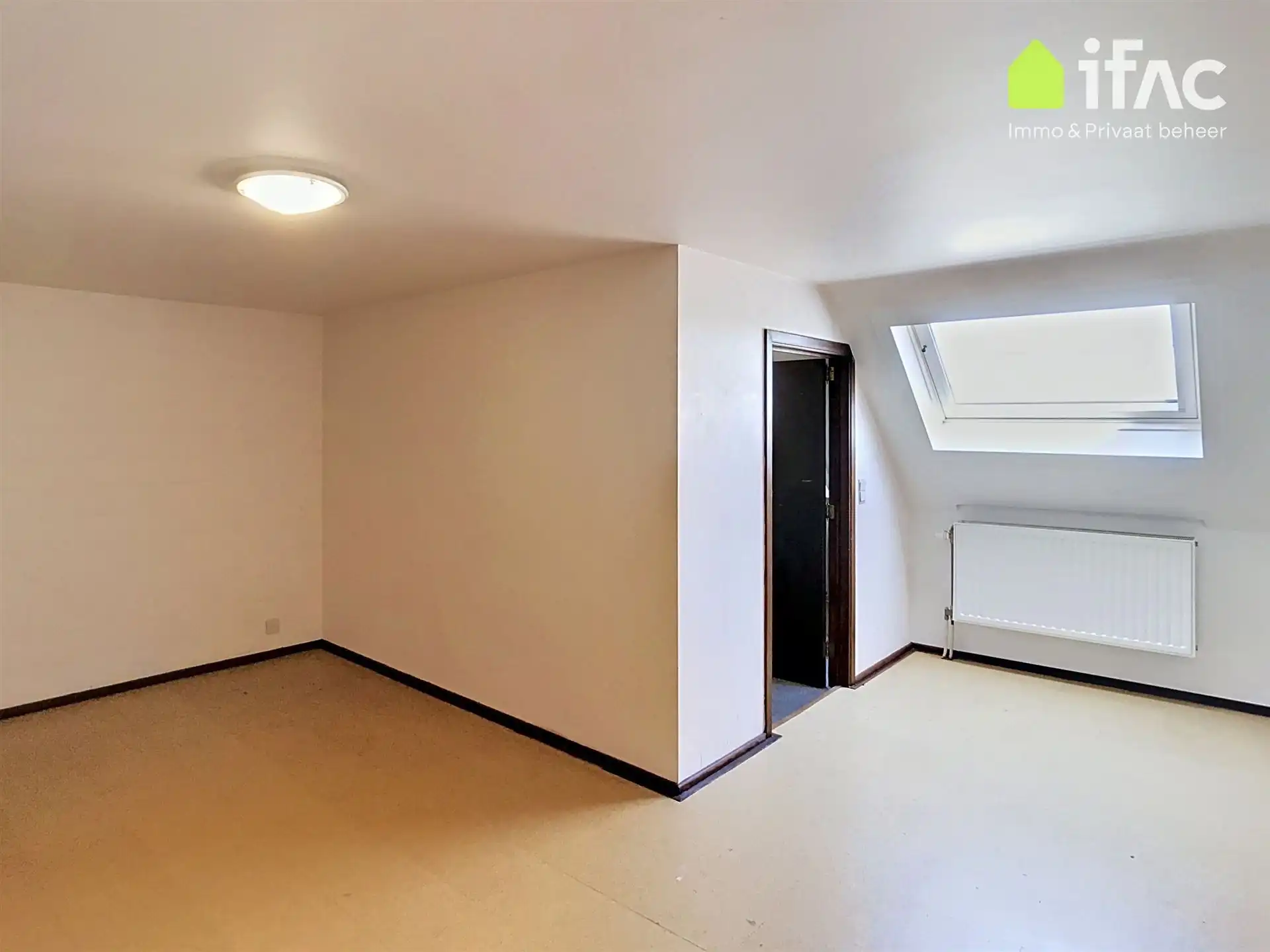 Ruime en lichtrijke loft op toplocatie foto 6