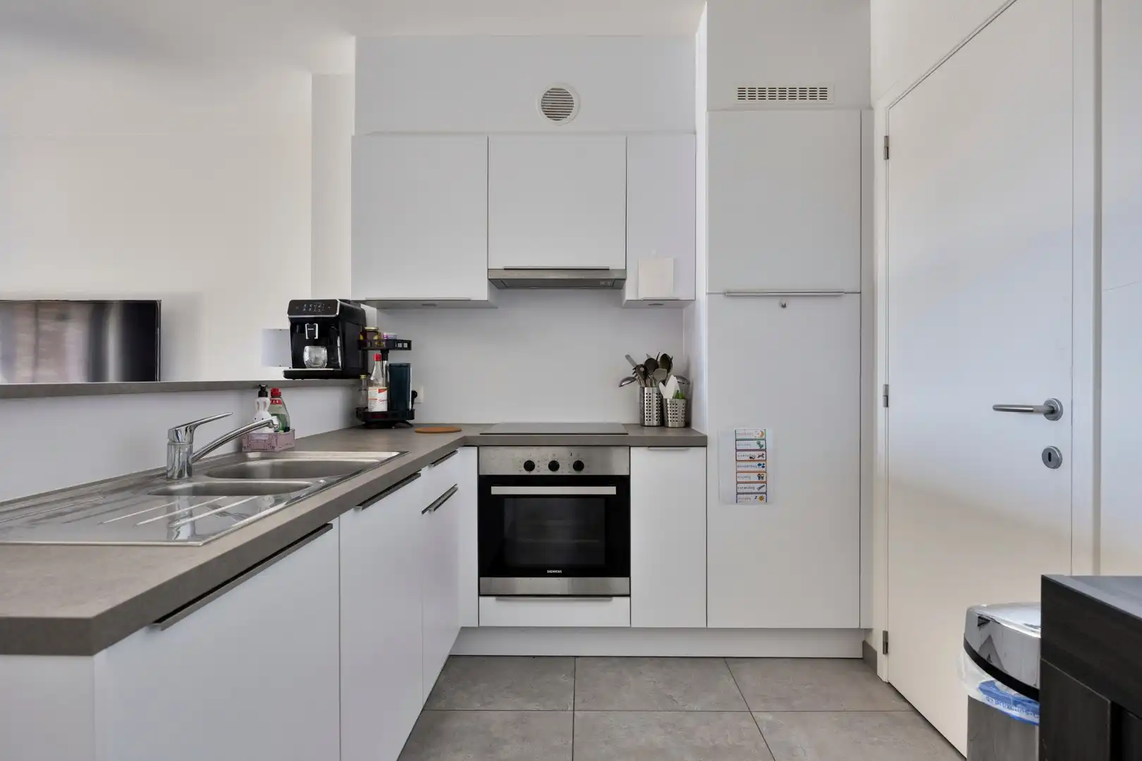 Appartement 2 slaapkamers met autostaanplaats foto 5