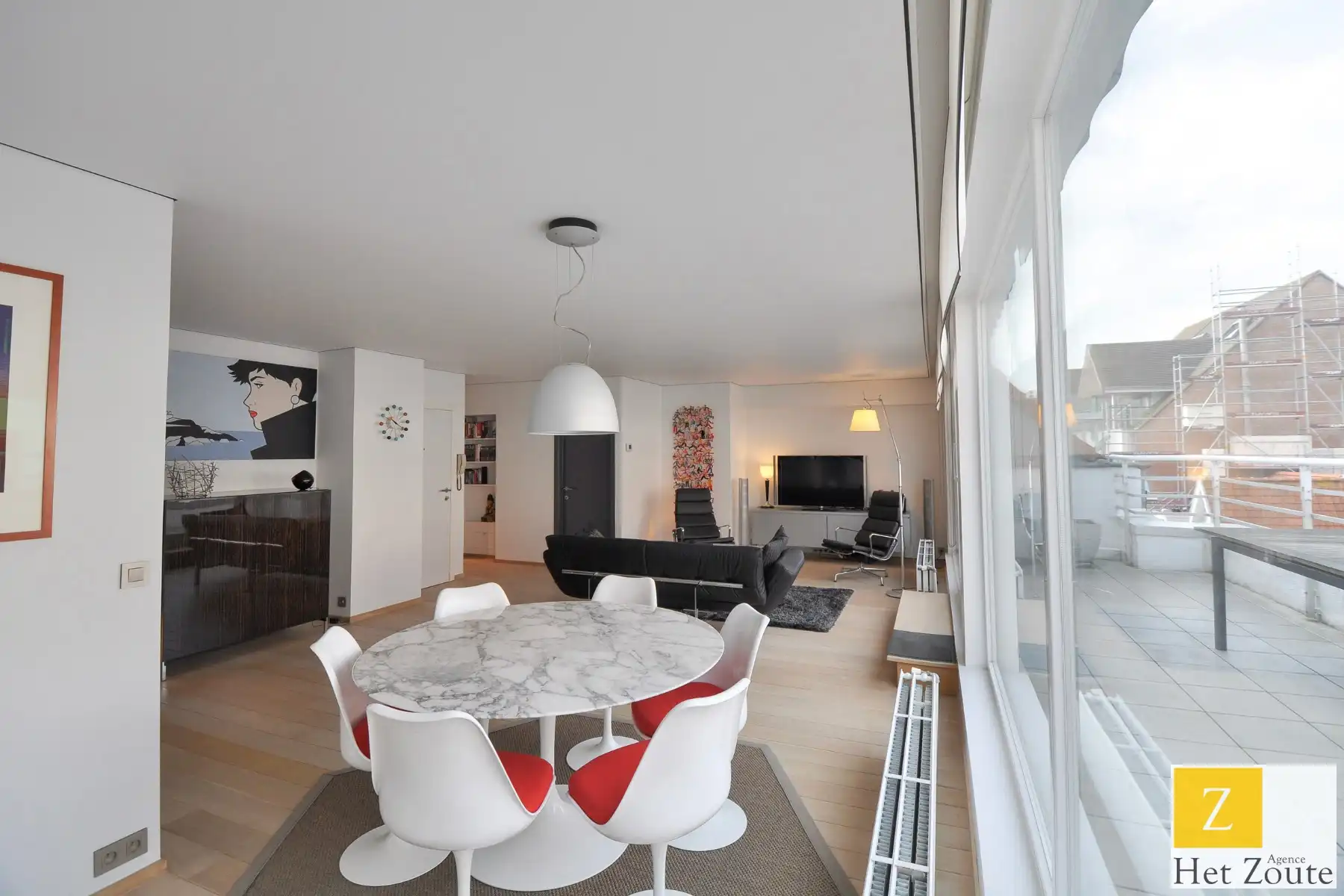 Instapklaar penthouse met terras en zijdelings zeezicht foto 3