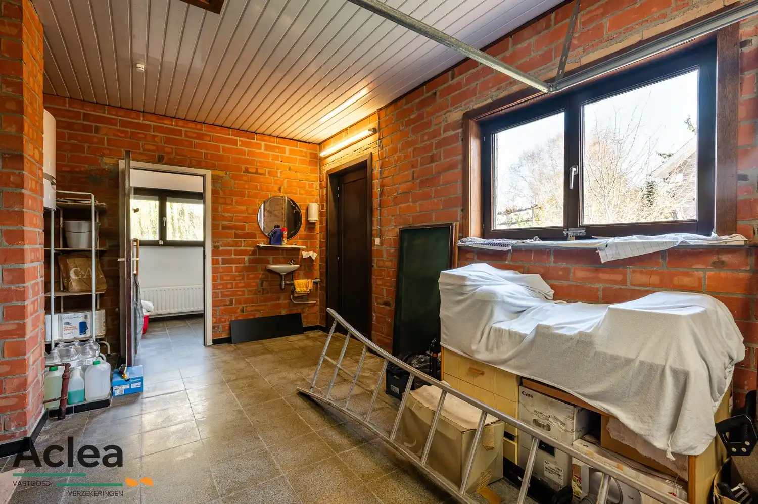 Vrijstaande woning op een goed gelegen, ruim perceel foto 26