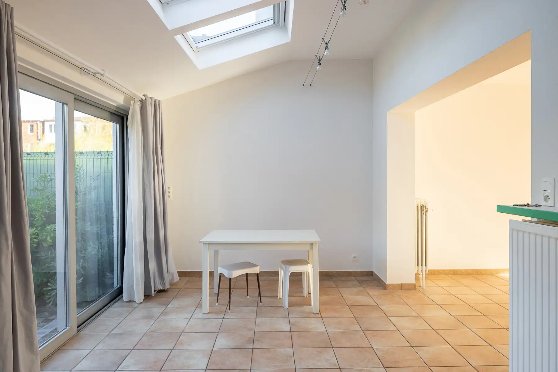 Woning met verzorgde tuin foto 9