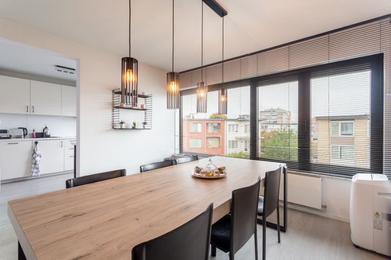 Ruim en lumineus, instapklaar 2 slpk. app. met terras en zicht op het groen+P! foto 3