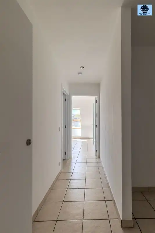 LICHTRIJK APPARTEMENT MET 2 SLAAPKAMERS IN CENTRUM GERAARDSBERGEN foto 3