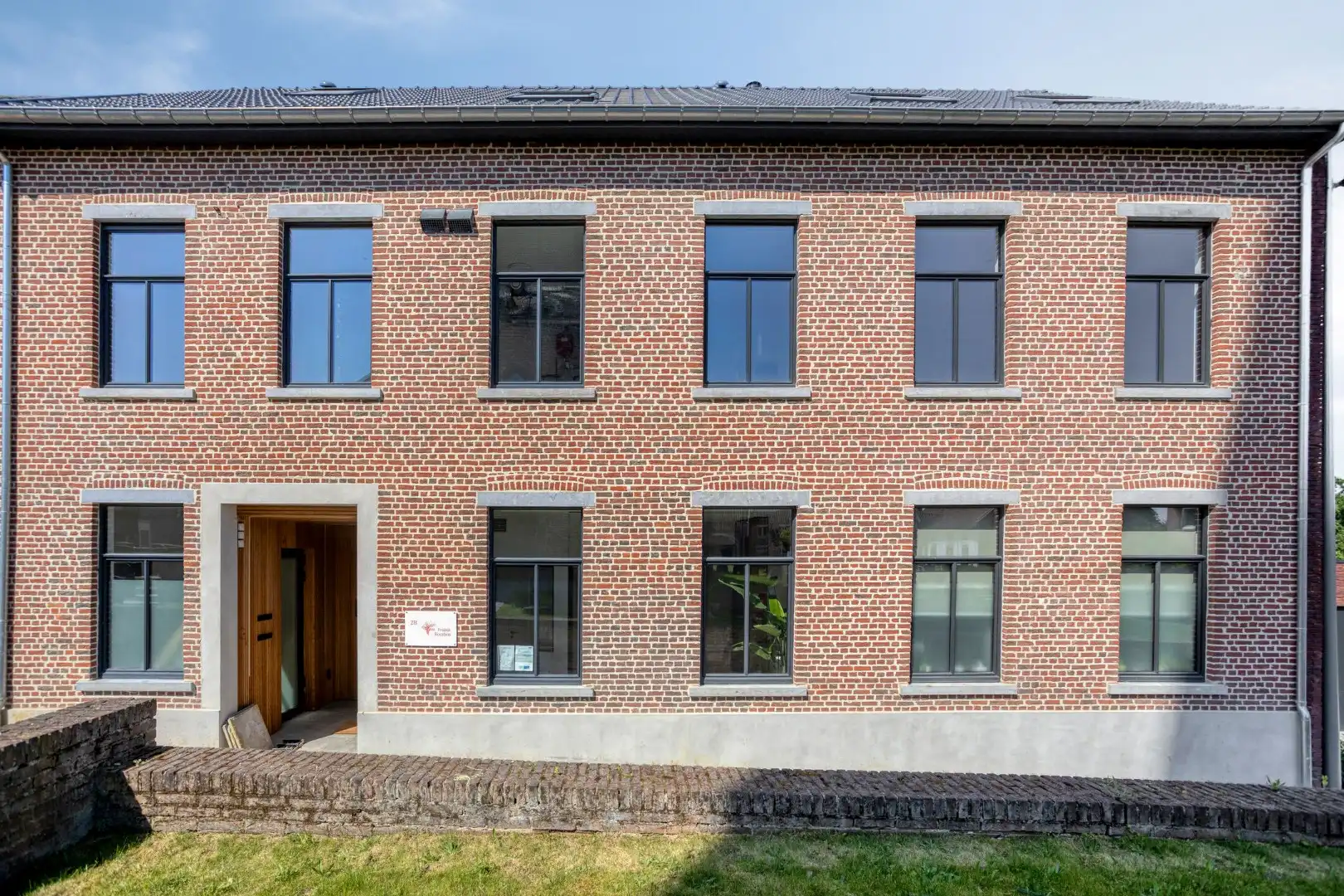 Volledig gerenoveerd appartement in Holsbeek met 3 slaapkamers en lift - EPC 72 Kwh/m² foto 2