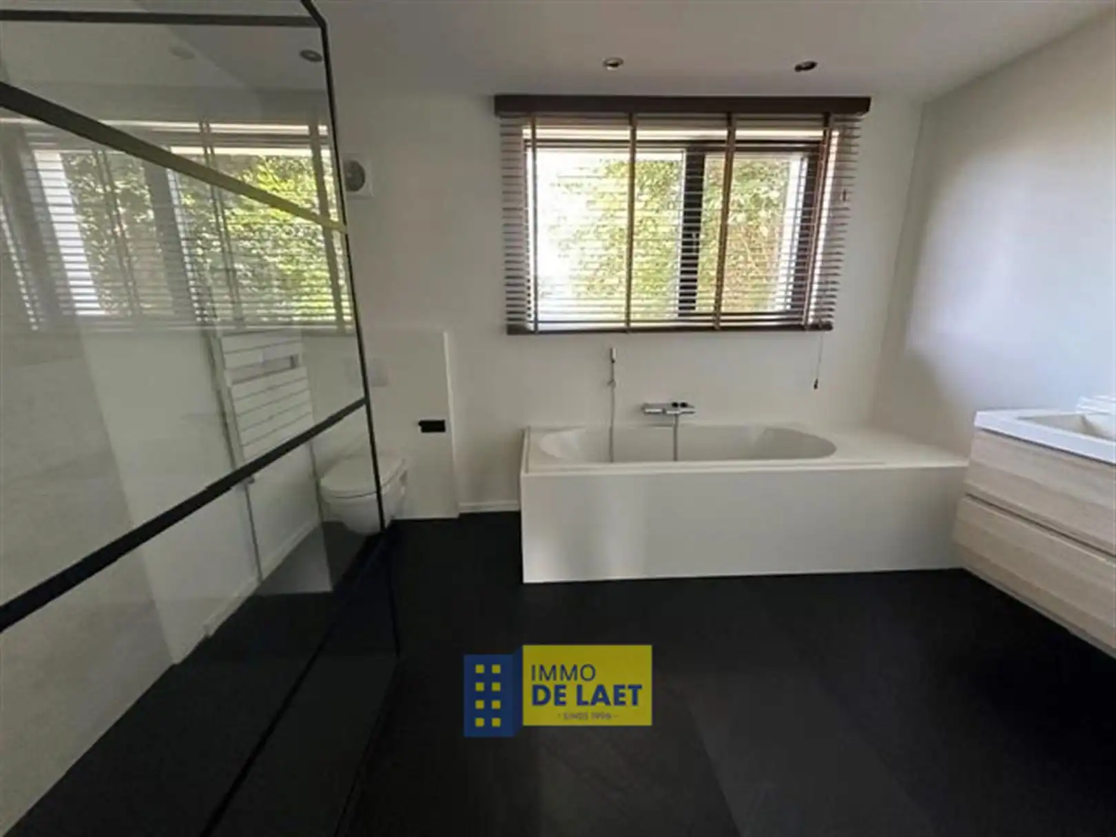 Instapklare woning met 4 slp's, garage en stadstuin foto 14