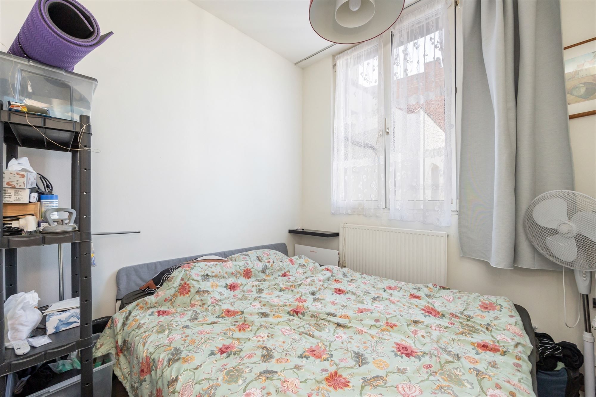 Karaktervolle burgerwoning met potentieel in geliefde buurt foto 18