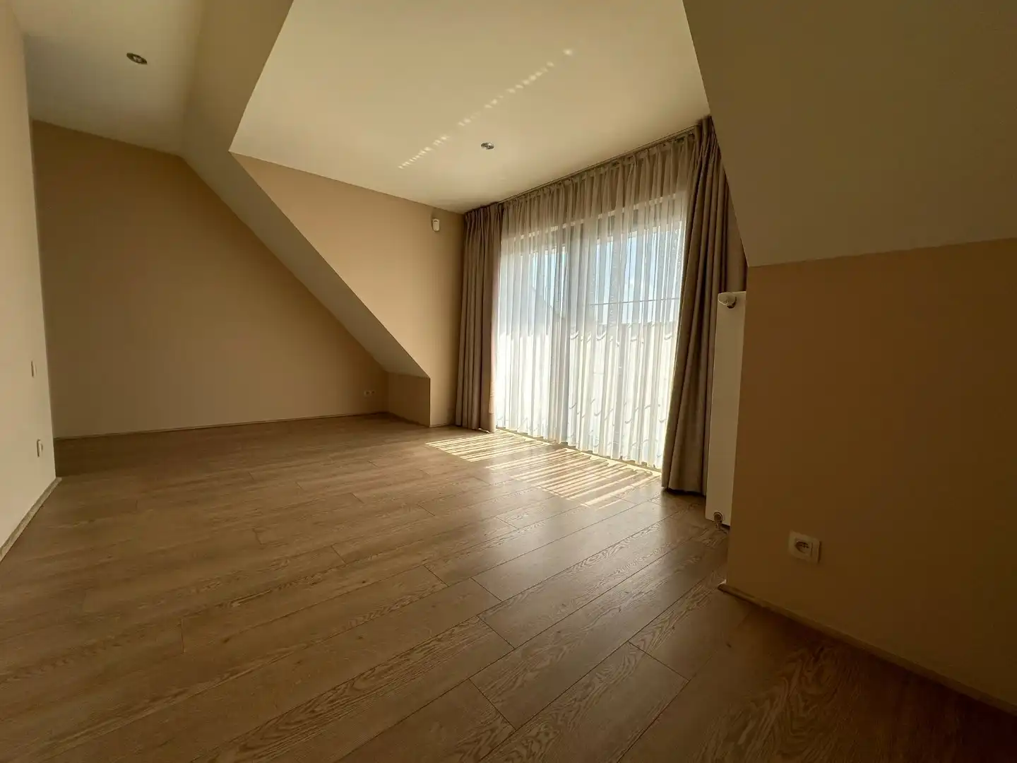 Prachtig, ruim duplex-appartement 115 m² met ruim terras in centrum Sint-Antonius foto 15
