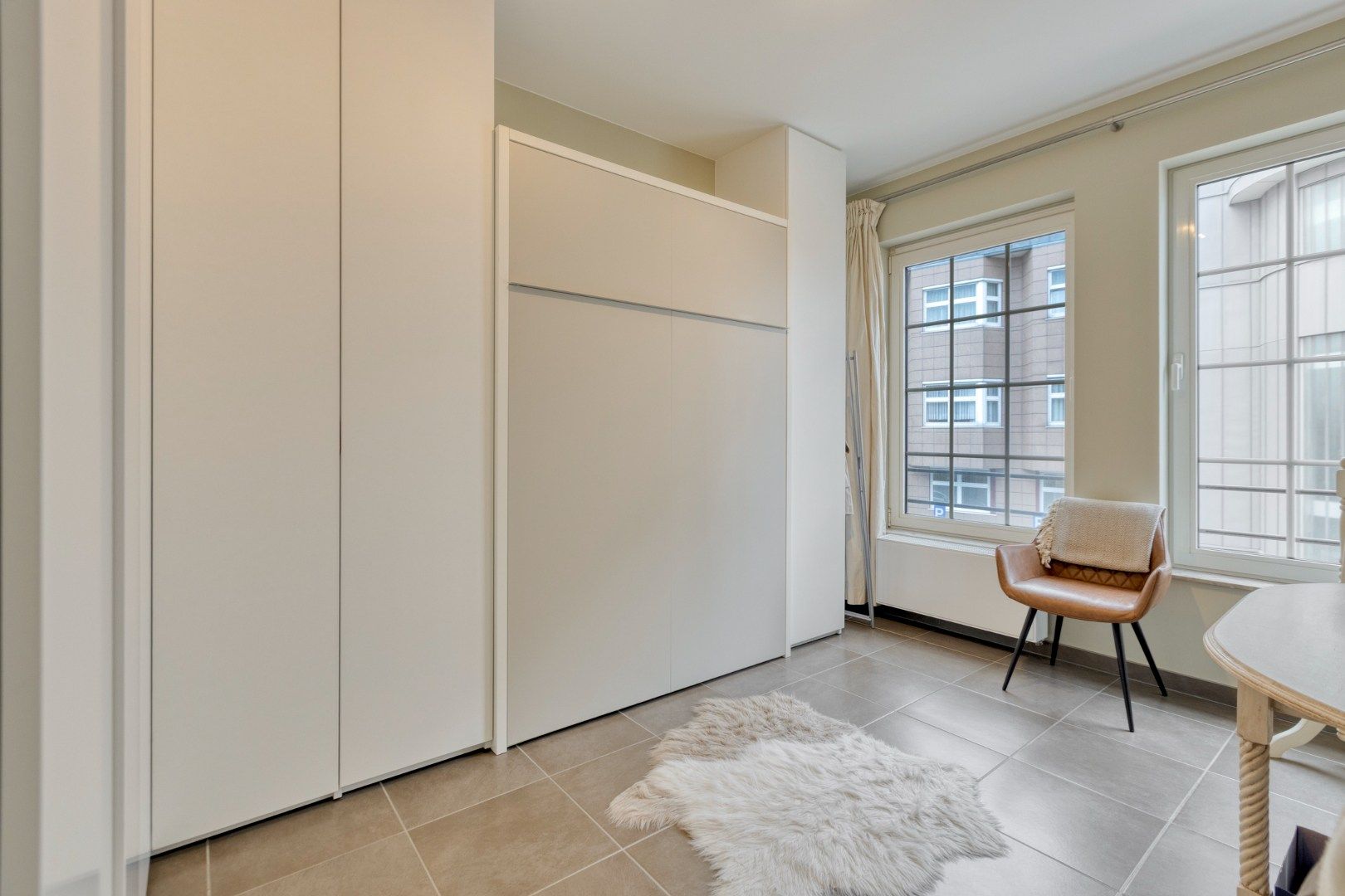 Ruim appartement met 2 slpks, parkeerplaats en dubbele garagebox in Mol-centrum ! foto 12