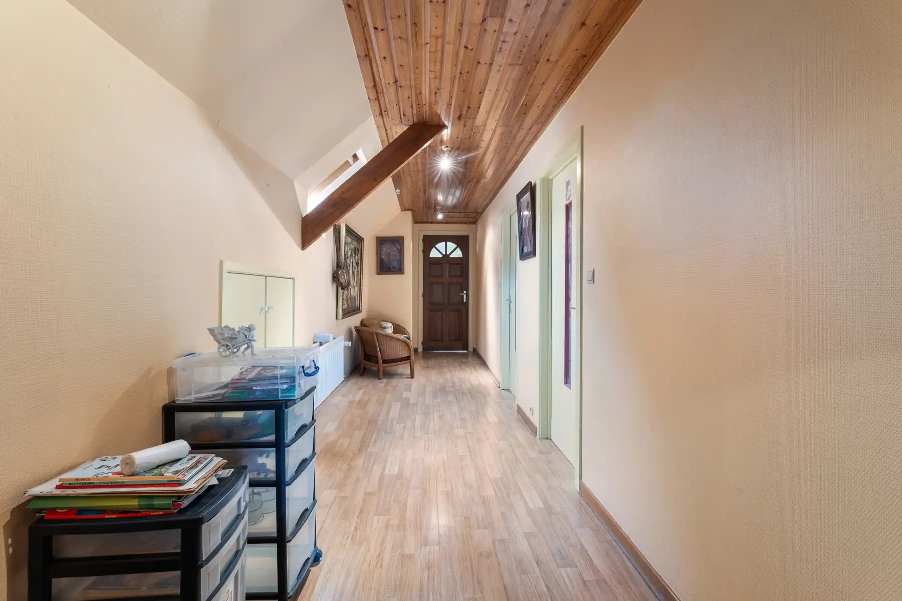 Landhuis met 2 magazijnen, rustig gelegen op 5.388 m² foto 28